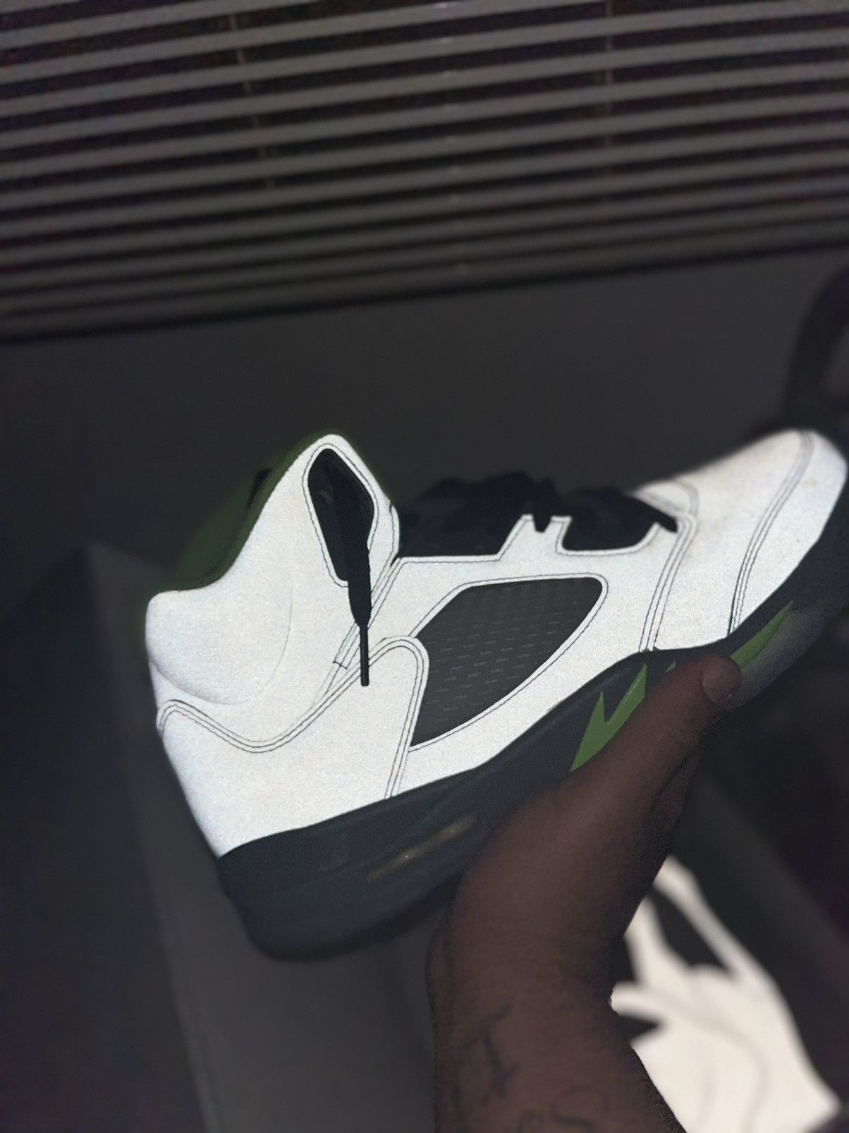 Jordan Brand Green bean 5’s wore once,grey laces included, with box Size US 11.5 / EU 44-45 - 3 Thumbnail