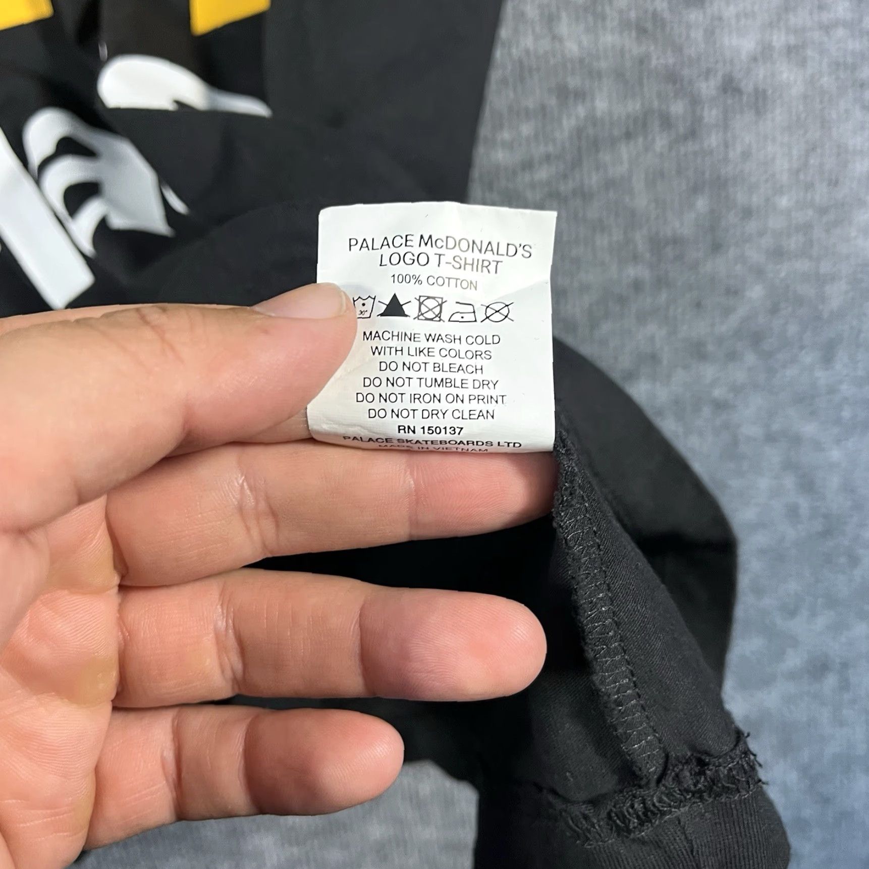 Palace Palace McDonald's Shirt Mens XL Black Collab Tee Graphic Logo Crew Neck Short Sleeve Limited Edition Size US XL / EU 56 / 4 - 5 Thumbnail