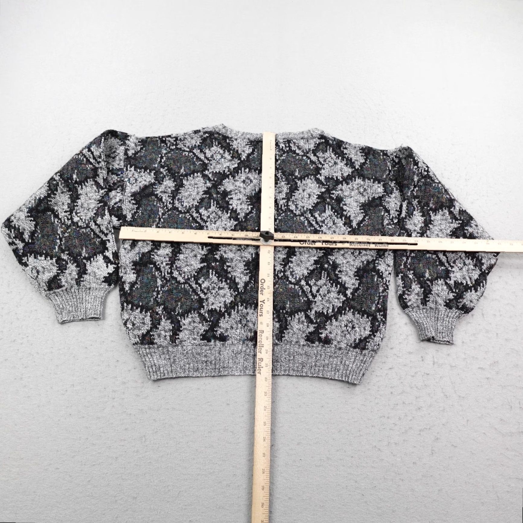 Vintage VINTAGE Cambio Sweater Womens Large Gray Geometric Wool Blend Pullover Italia Size L / US 10 / IT 46 - 4 Thumbnail