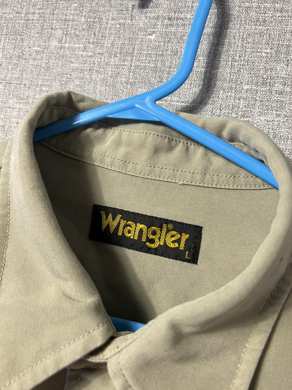 Vintage × Wrangler Vintage Wrangler Military Khaki Long Sleeve Button Up Shirt Size US L / EU 52-54 / 3 - 7 Thumbnail