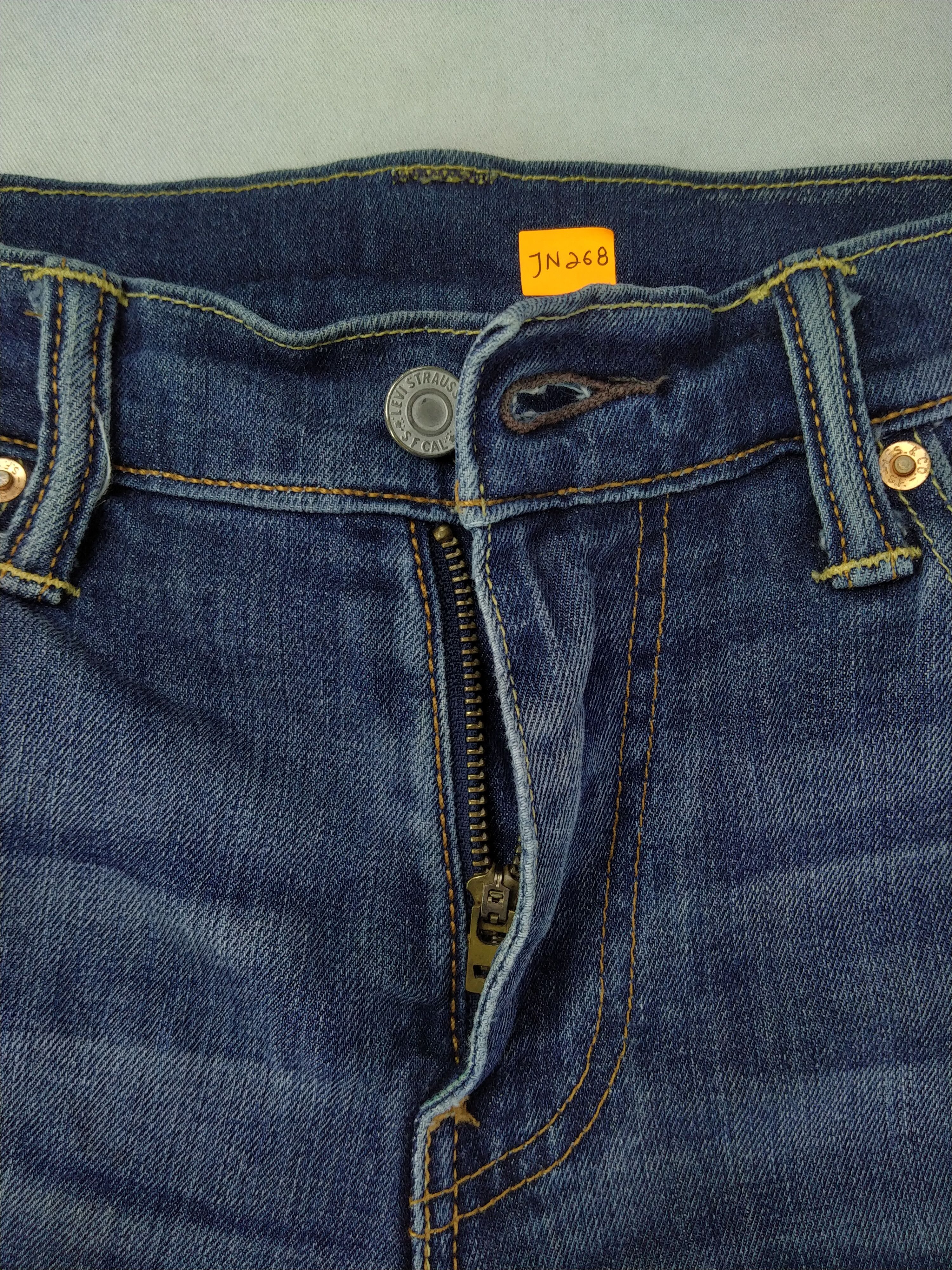 Levi's Distressed Levi's 511 Denim 31x31 -JN268 Size US 31 - 7 Thumbnail