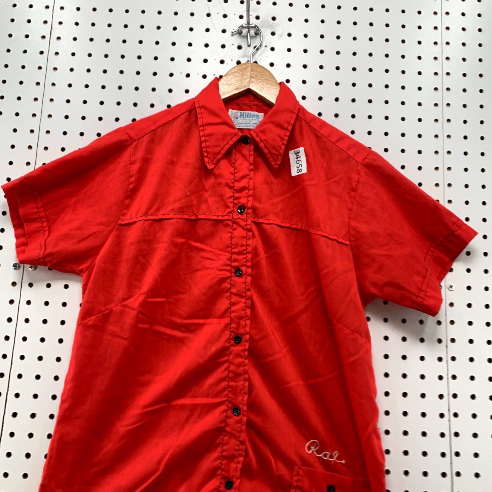 Vintage VINTAGE 60s Hilton Bowling Button-Up Shirt Mens Small Size 34 Red USA Retro Men Size US S / EU 44-46 / 1 - 6 Thumbnail