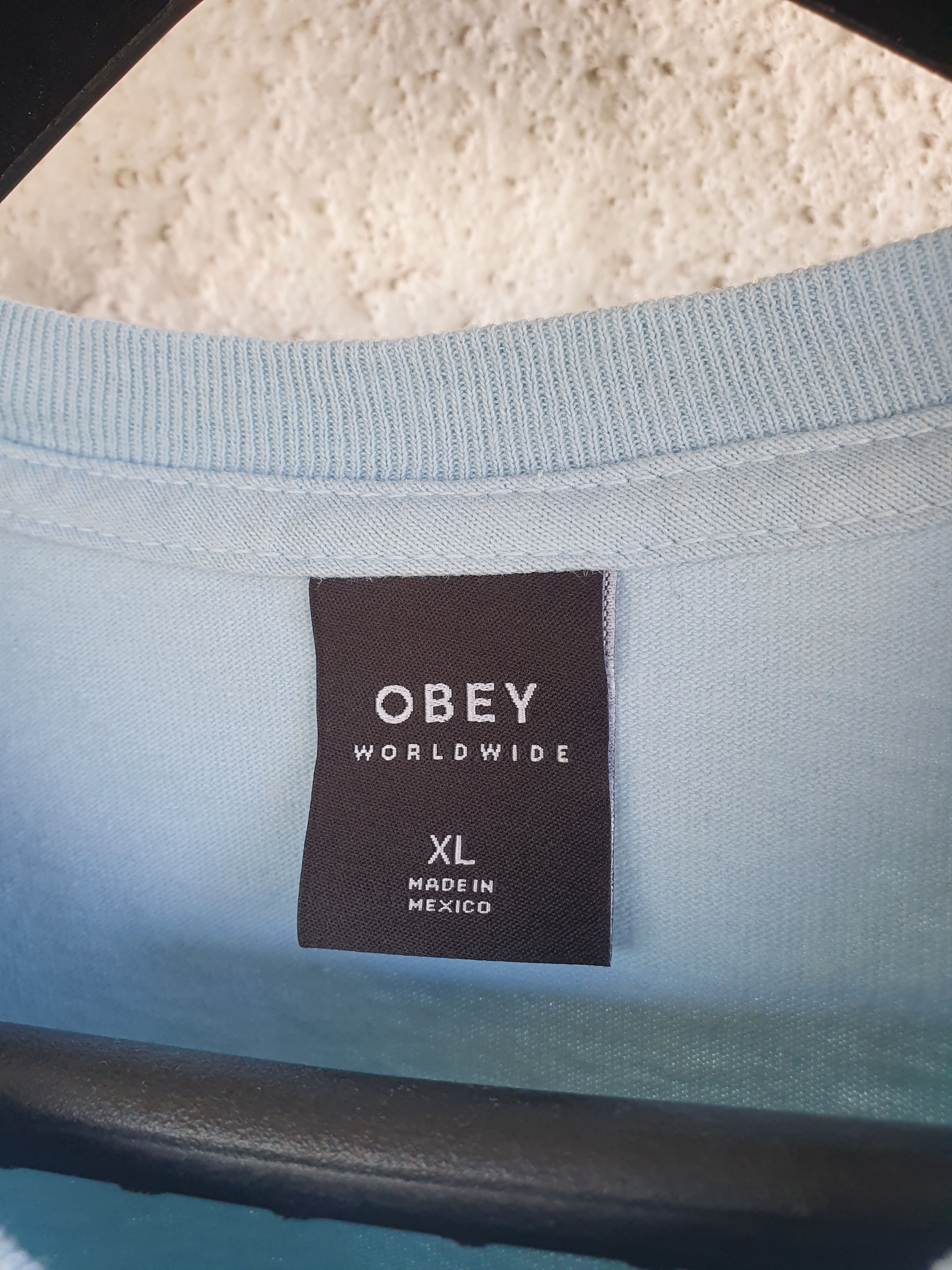 Obey Obey Worldwide Impressionism t-shirt sz L? Size US L / EU 52-54 / 3 - 3 Thumbnail