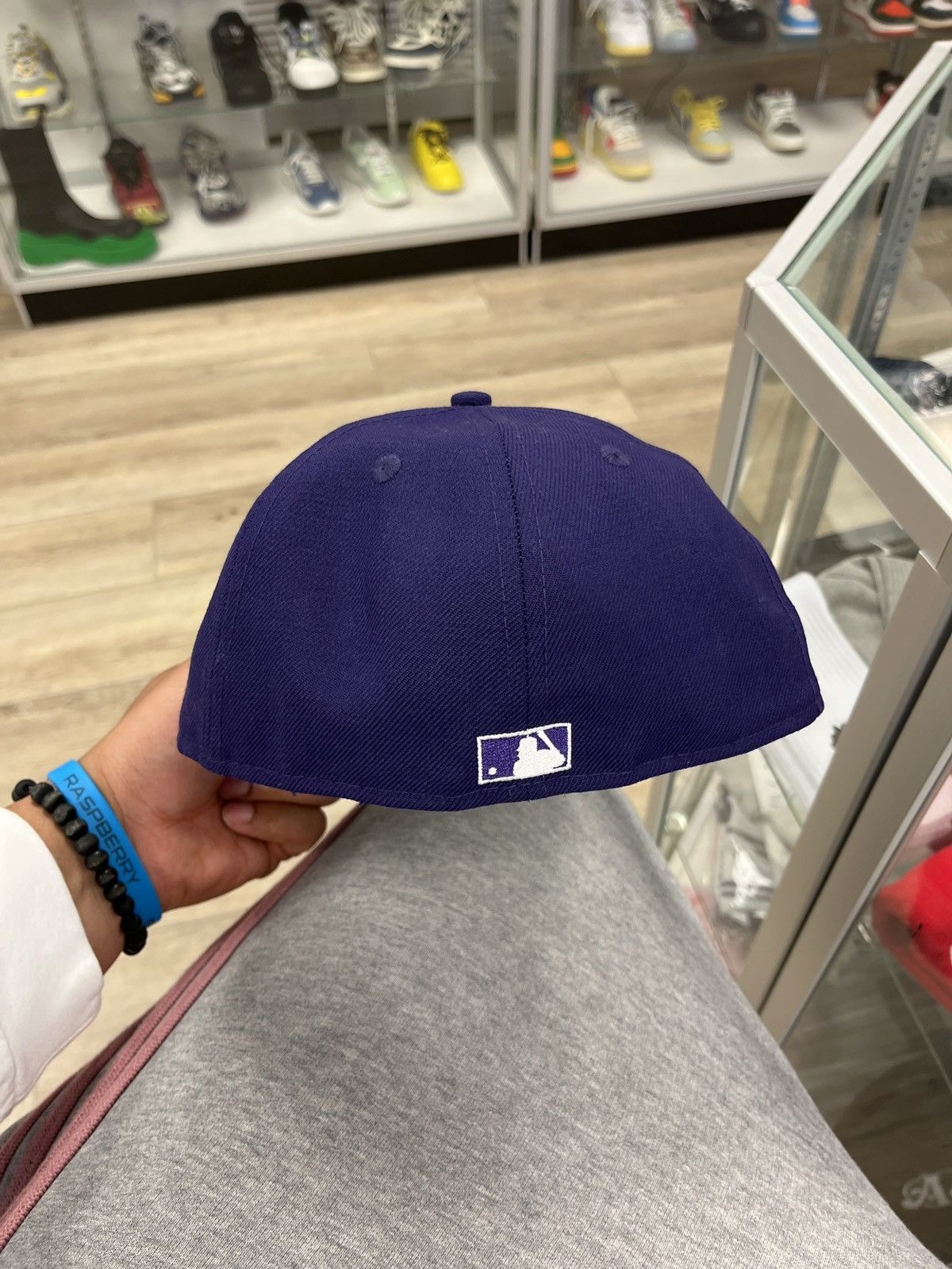 New Era Sinclair New York Yankees fitted purple 7 1/4 Size ONE SIZE - 6 Thumbnail
