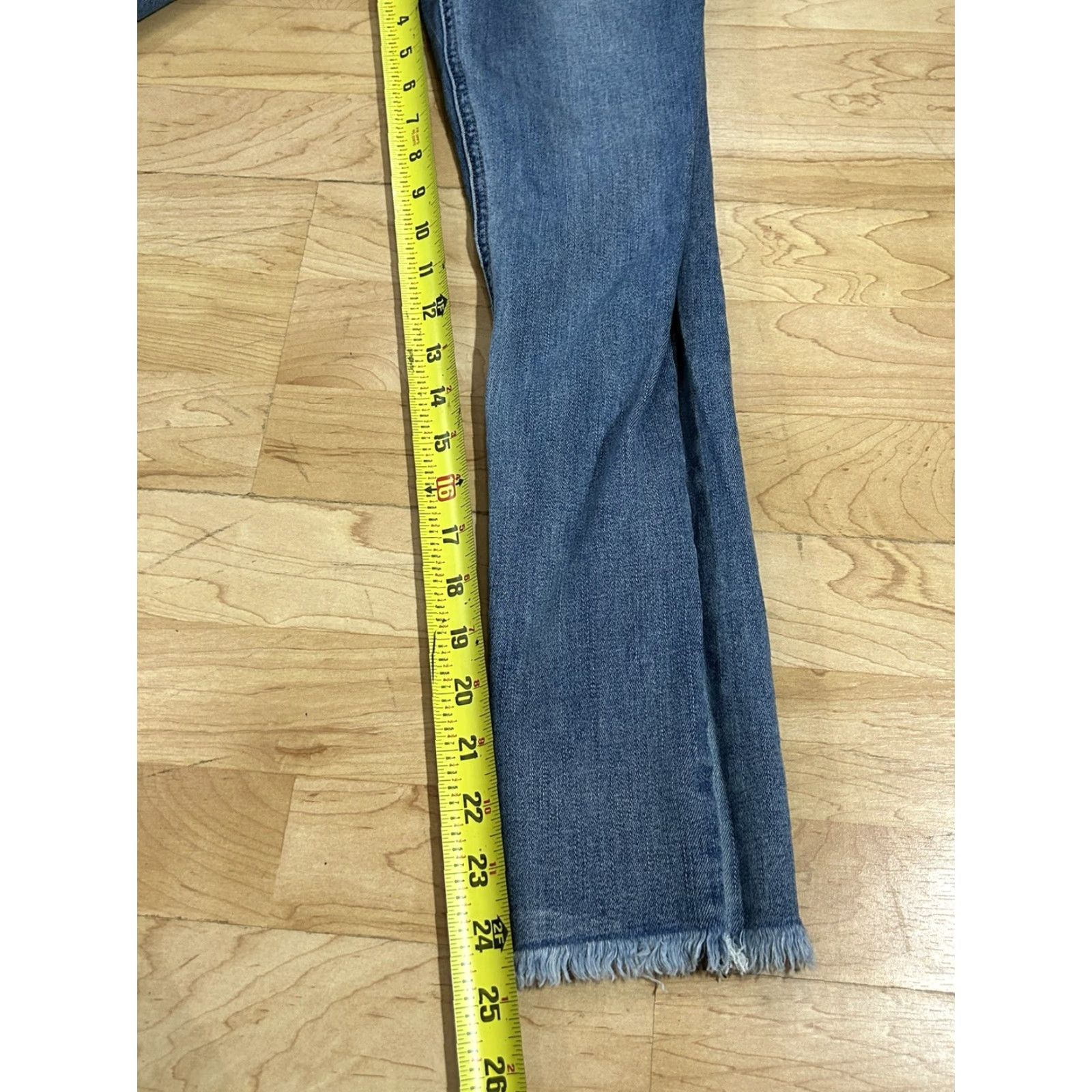 Lucky Brand Lucky Brand Bridgette Skinny Jeans Womens Blue Denim Size 2/26 Ankle Distressed Medium Rise Mid 8.5-10.5" Cotton Polyester Spandex Regular Size ONE SIZE - 3 Thumbnail