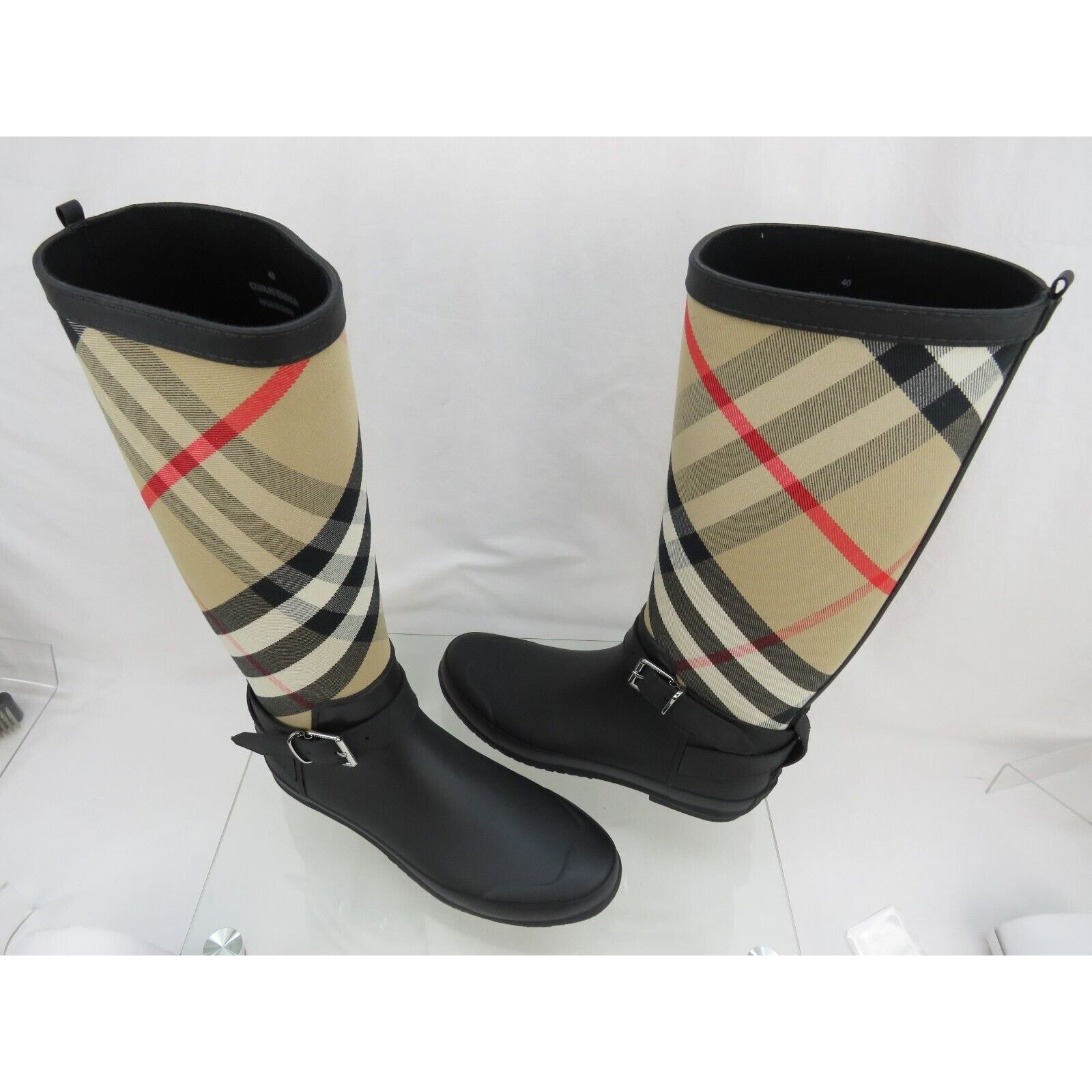 Burberry BURBERRY SIMEON BLACK RUBBER CHECK RAIN BOOTS US 7 EU 37 Size US 7 / IT 37 - 10 Thumbnail