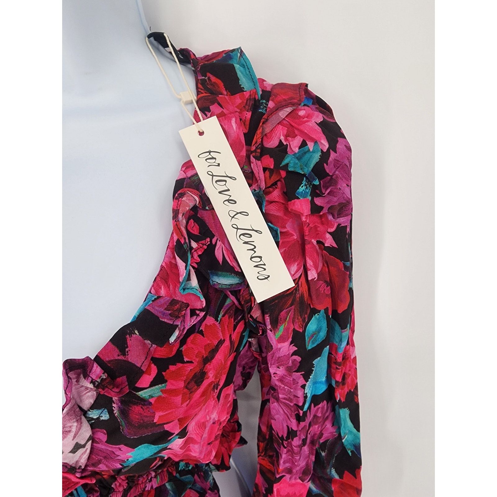 For Love & Lemons For Love & Lemons Floral Ruffle "Scarlett" Crop Top Size XS Size XS / US 0-2 / IT 36-38 - 8 Thumbnail