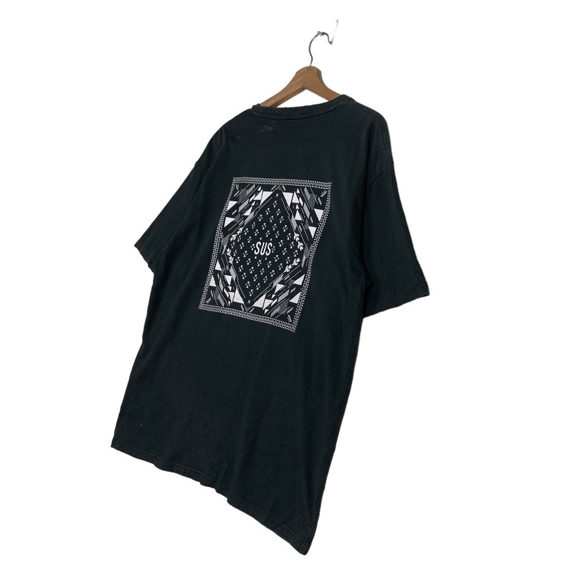 Japanese Brand SUS UNIVERSE GRAPHIC PRINTED TEE #0321-C14 Size US L / EU 52-54 / 3 - 2 Thumbnail