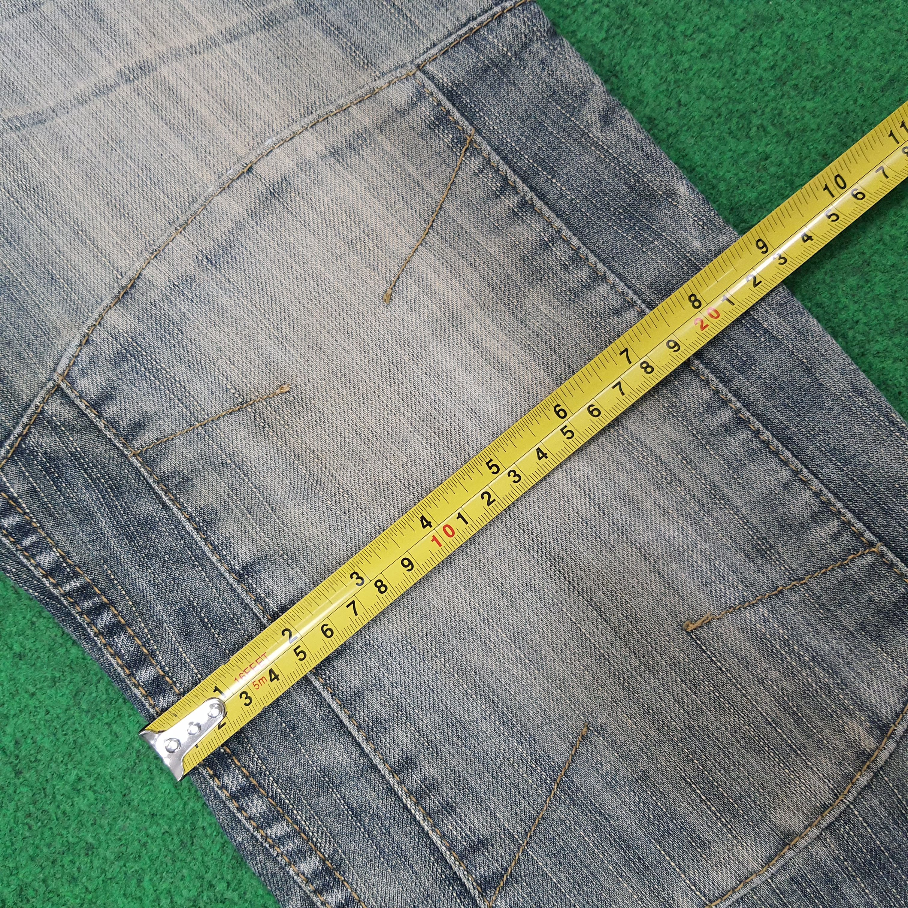 FUSAI Vintage FUSAI Focus USA Y2K Jeans C258N25 Size US 33 - 18 Thumbnail