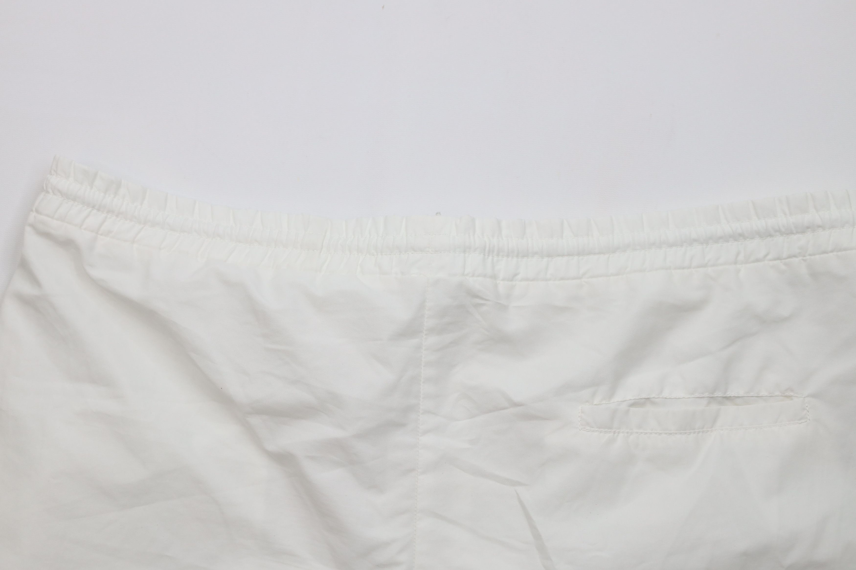 Nike Vintage 90s Nike Mini Swoosh Running Soccer Shorts White Size US 38 / EU 54 - 11 Thumbnail