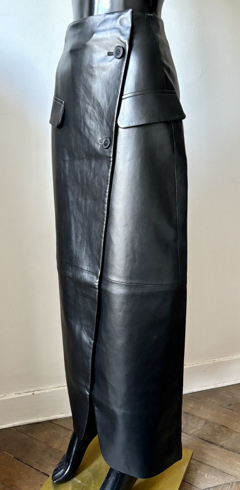Other The Frankie Shop vegan-leather skirt size XS New Size 25" / US 0 / IT 36 - 9 Thumbnail