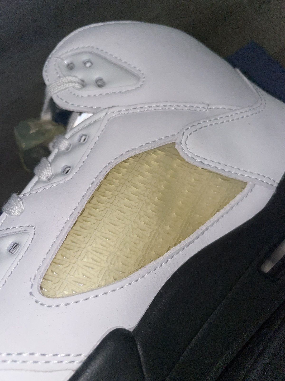 A Ma Maniére x Jordan 5 ‘Dawn’ - Size 9.5M