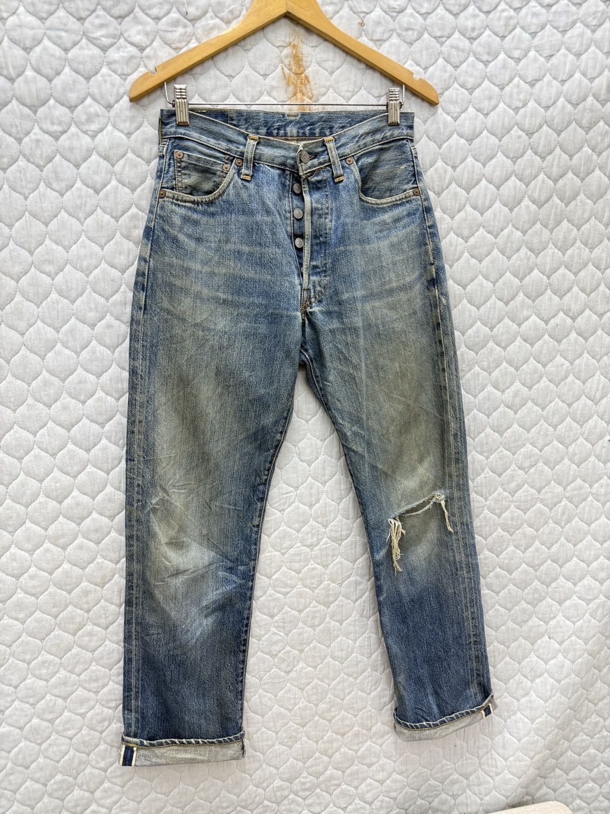 Levi's 🔥ARCHIVE VINTAGE LEVIS 501XX BIG E DISTRESSED SELVEDGE DENIM Size US 29 - 2 Thumbnail