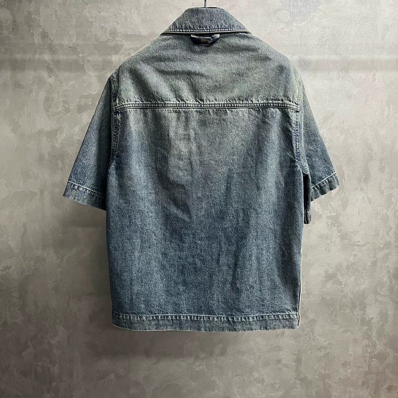 Louis Vuitton Louis Vuitton Blue Brand Logo Embossed Single Breasted Sho Size US XS / EU 42 / 0 - 5 Thumbnail