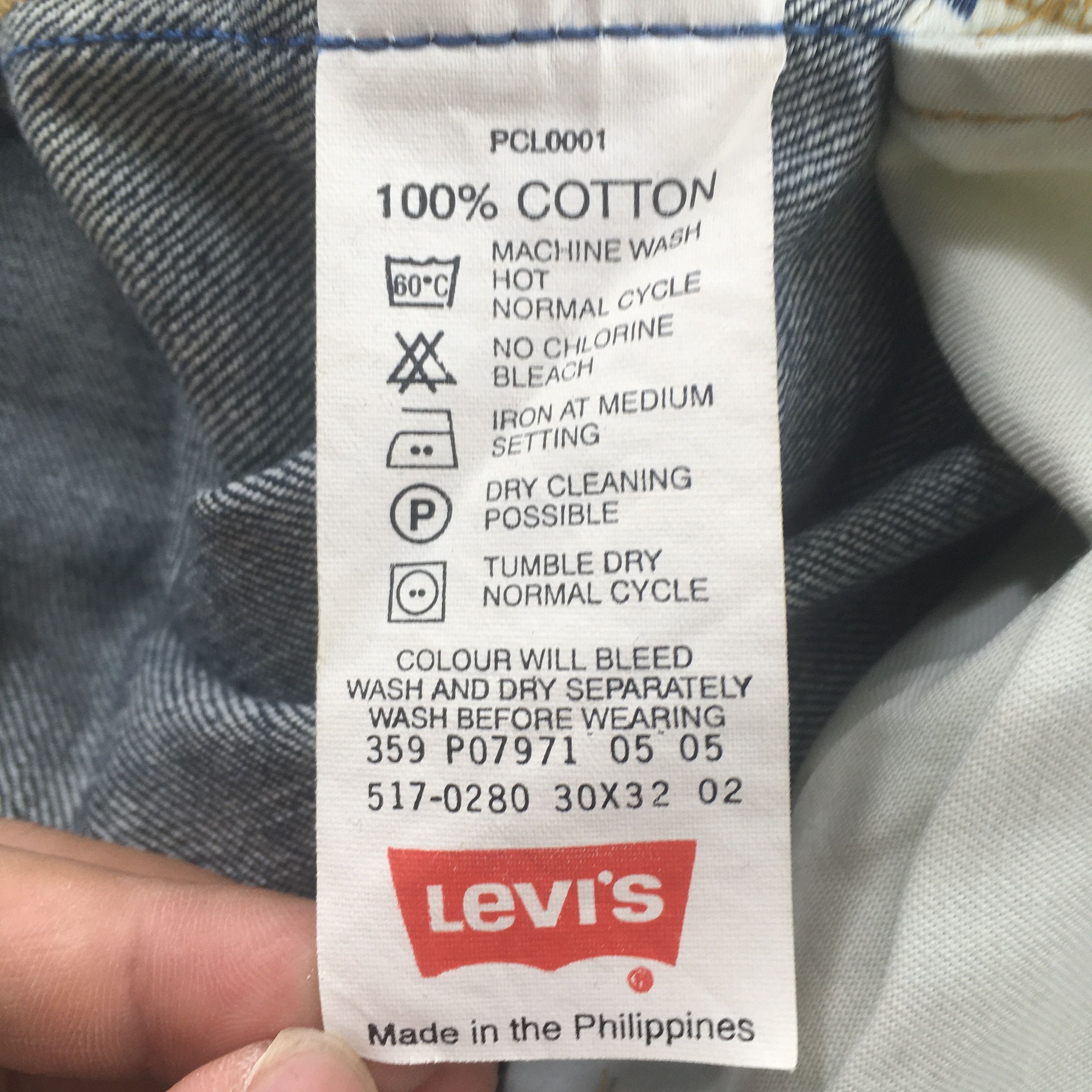 Levi's Size 28x32.5 Vintage Y2K Levi's 517 Bootcut Jeans S1999 Size US 28 / EU 44 - 14 Thumbnail