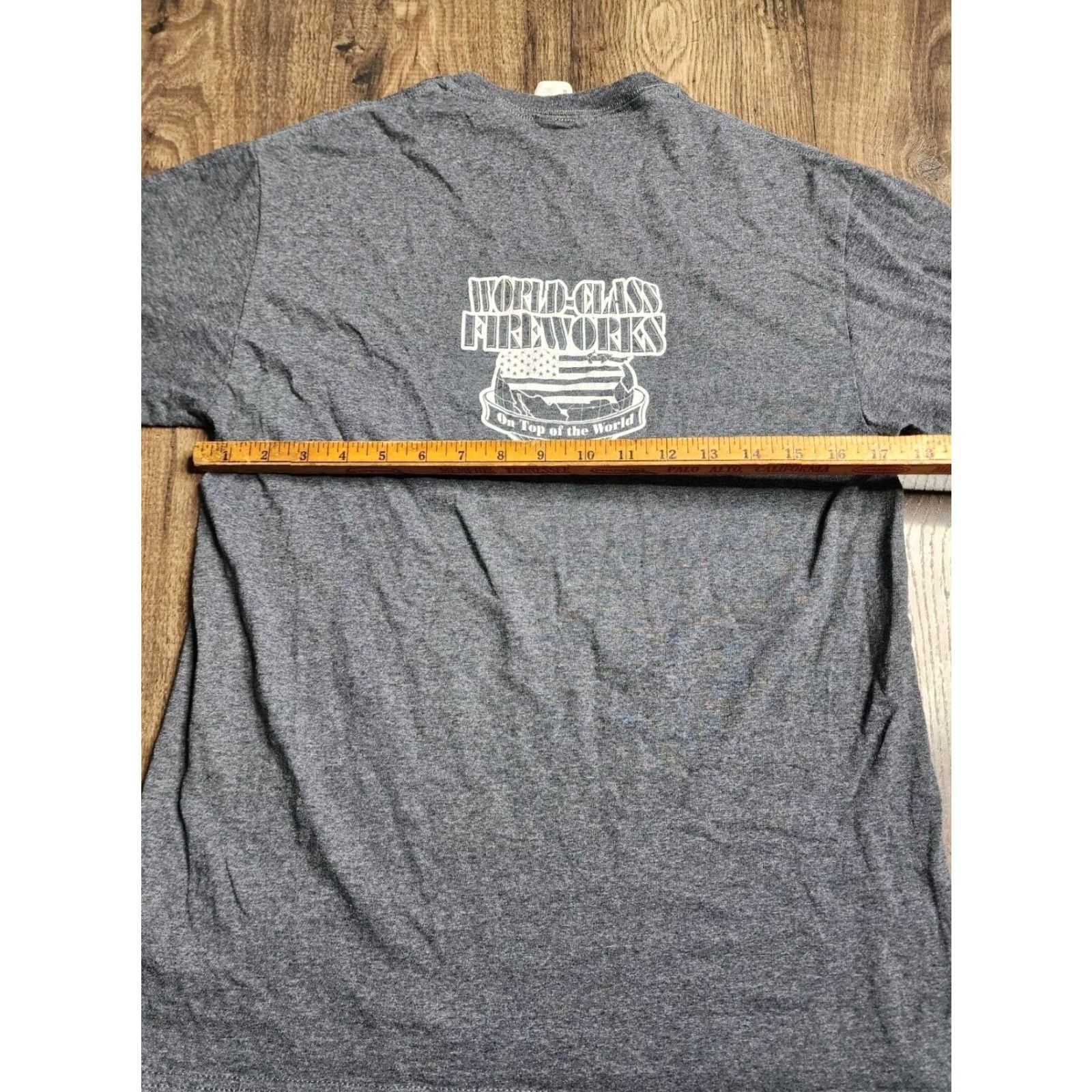 Fruit Of The Loom EXCALIBUR ARTILLERY SHELLS Mens M Top Of The World Fireworks Double Sided Size US M / EU 48-50 / 2 - 3 Thumbnail