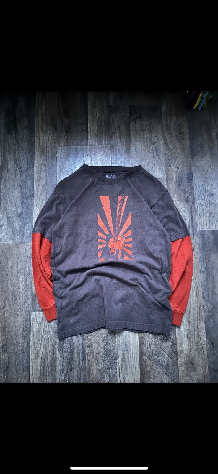 Vintage Rock Guitar T shirt Long sleeve Vintage y2k 2000s Size US S / EU 44-46 / 1 - 1 Thumbnail
