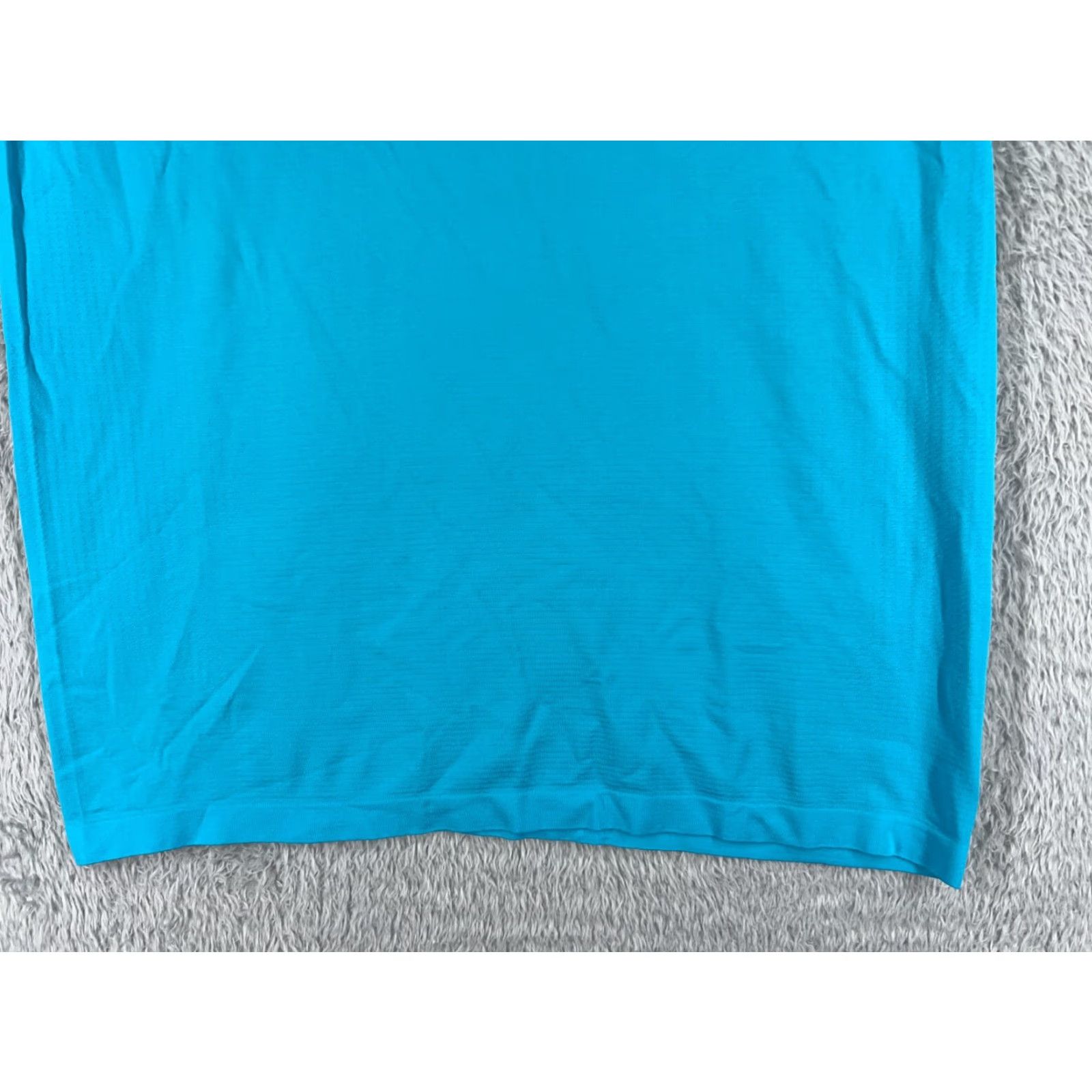 Lululemon Lululemon Shirt Men Medium Blue 10K Tour Scottsdale Arizona 2023 Short Sleeve Shirt T-Shirt Mens Blue Logo Vintage: No Size US M / EU 48-50 / 2 - 5 Thumbnail