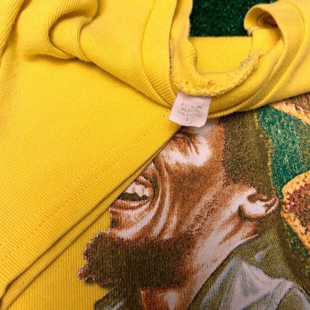 Vintage VINTAGE Bob Marley Band Tee Shirt Reggae Rasta 420 VTG Size Small T-Shirt Men Yellow 80s 90s Music Band Reggae Rasta 420 VTG Small Mens Size US S / EU 44-46 / 1 - 2 Thumbnail