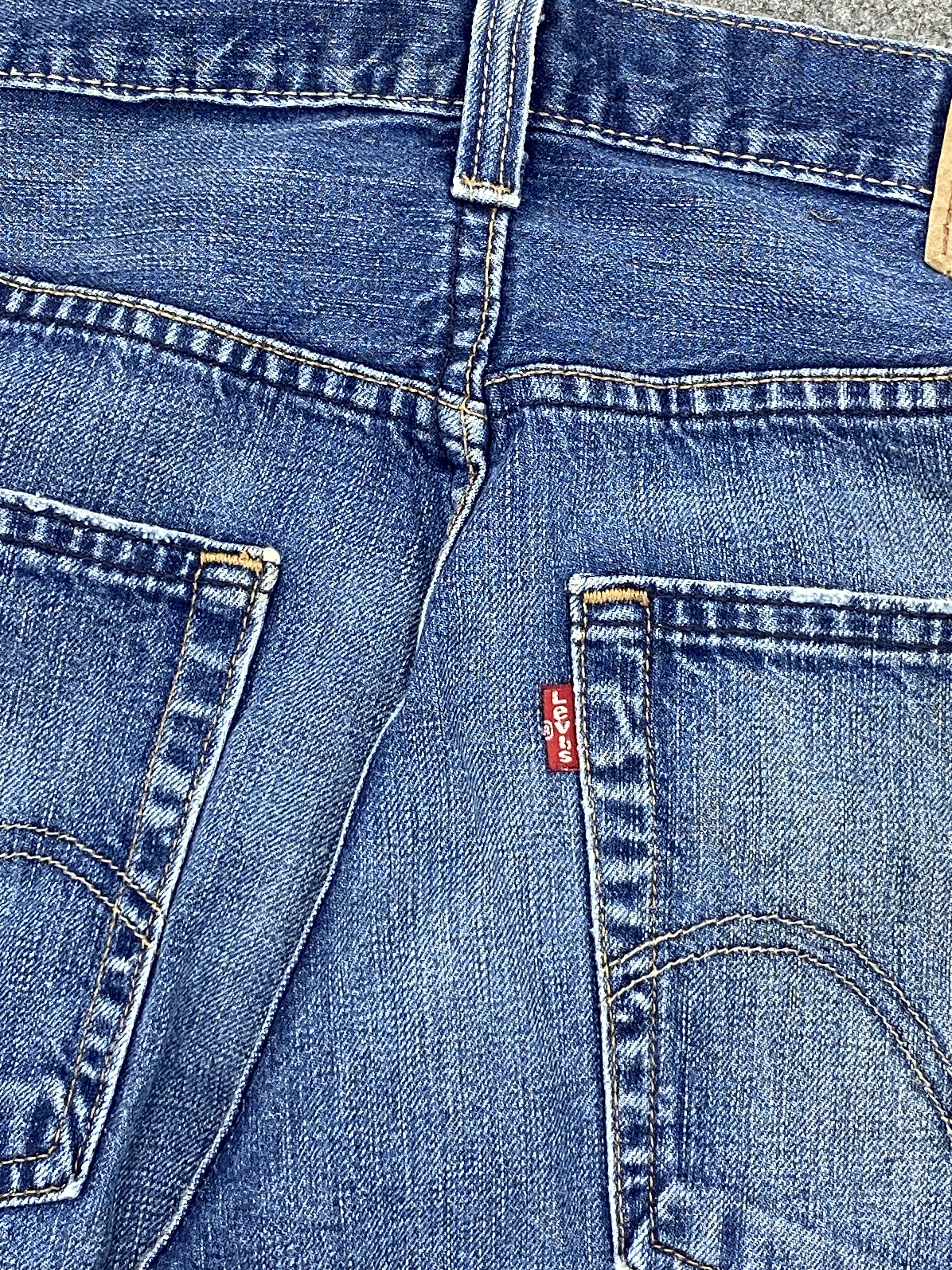 Levi's Faded Blue Vintage Levis 569 Jeans DP2623 Size US 33 - 18 Thumbnail
