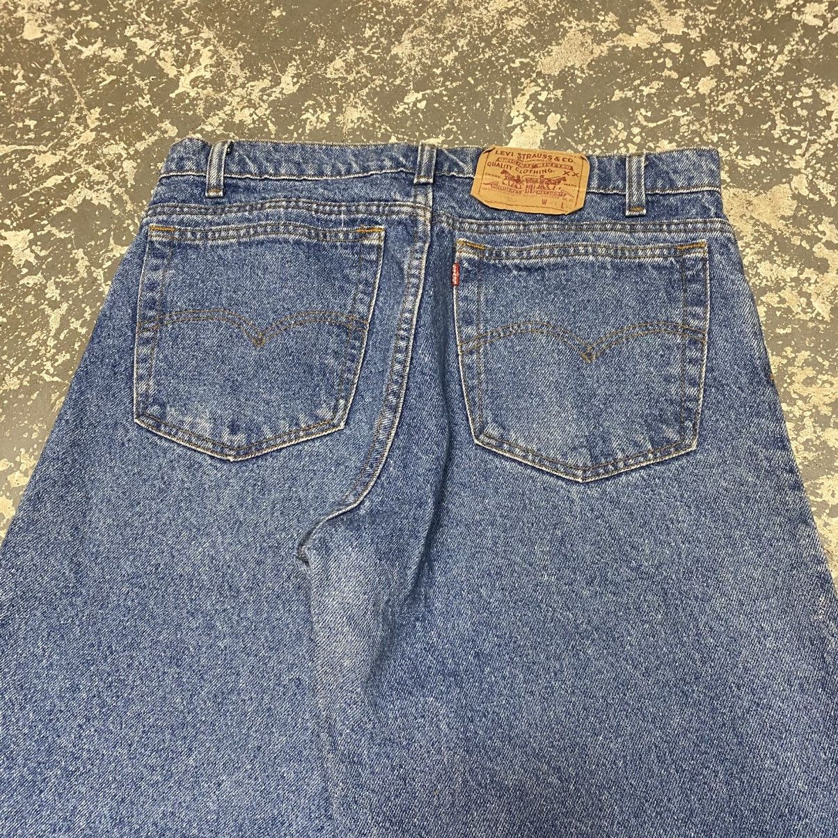 Levi's × Vintage Vintage Levi’s 550 Relaxed Fit Blue Denim Jeans USA 80s Size US 32 / EU 48 - 8 Thumbnail