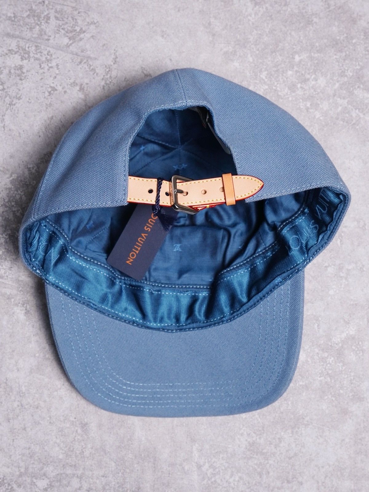 Louis Vuitton (NEW) FW20 “Cloud” Logo Embroidered Hat Size ONE SIZE - 2 Thumbnail