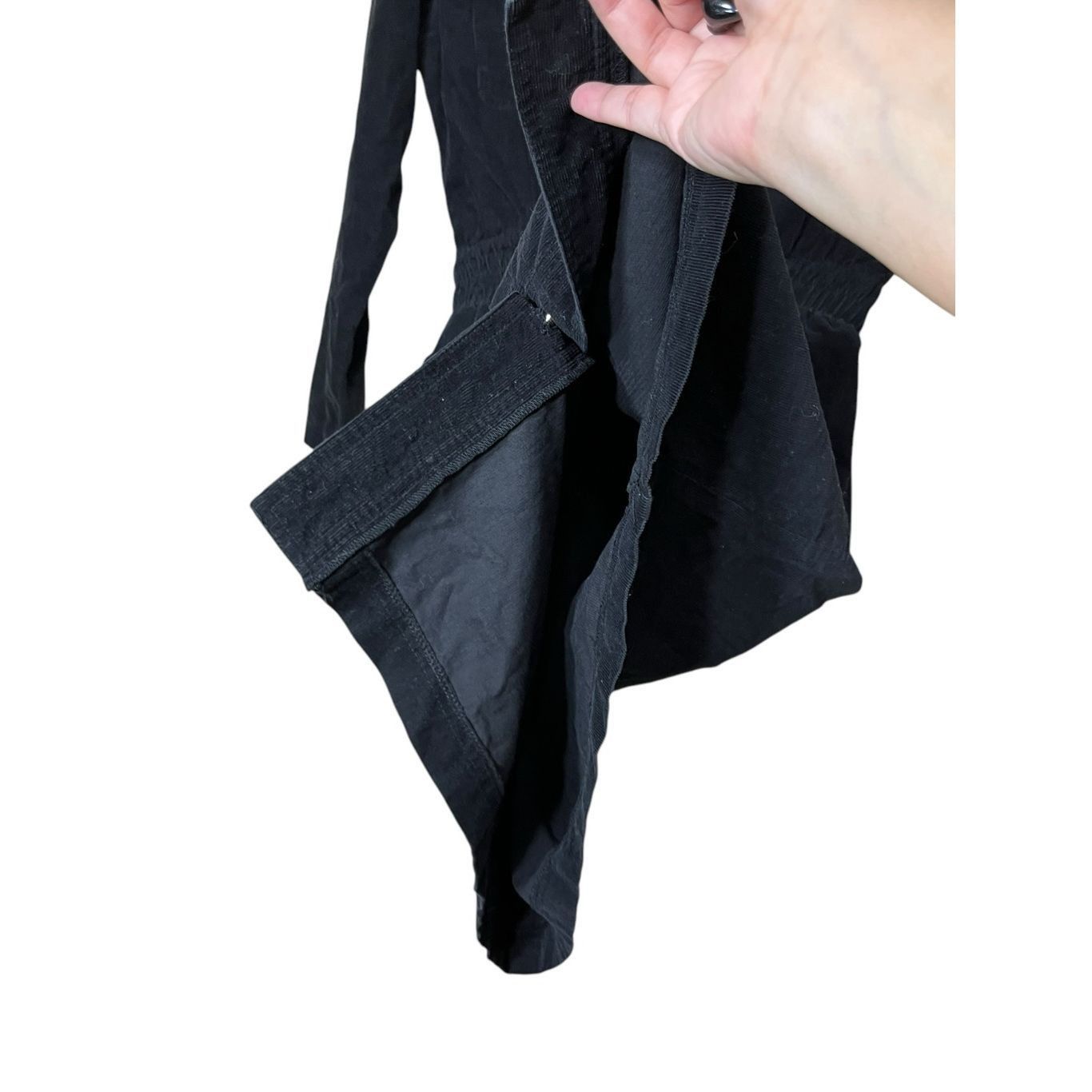 Bloomingdale's Vintage Bloomingdale’s Black Corduroy Long Sleeve Button Fro Size M / US 6-8 / IT 42-44 - 5 Thumbnail