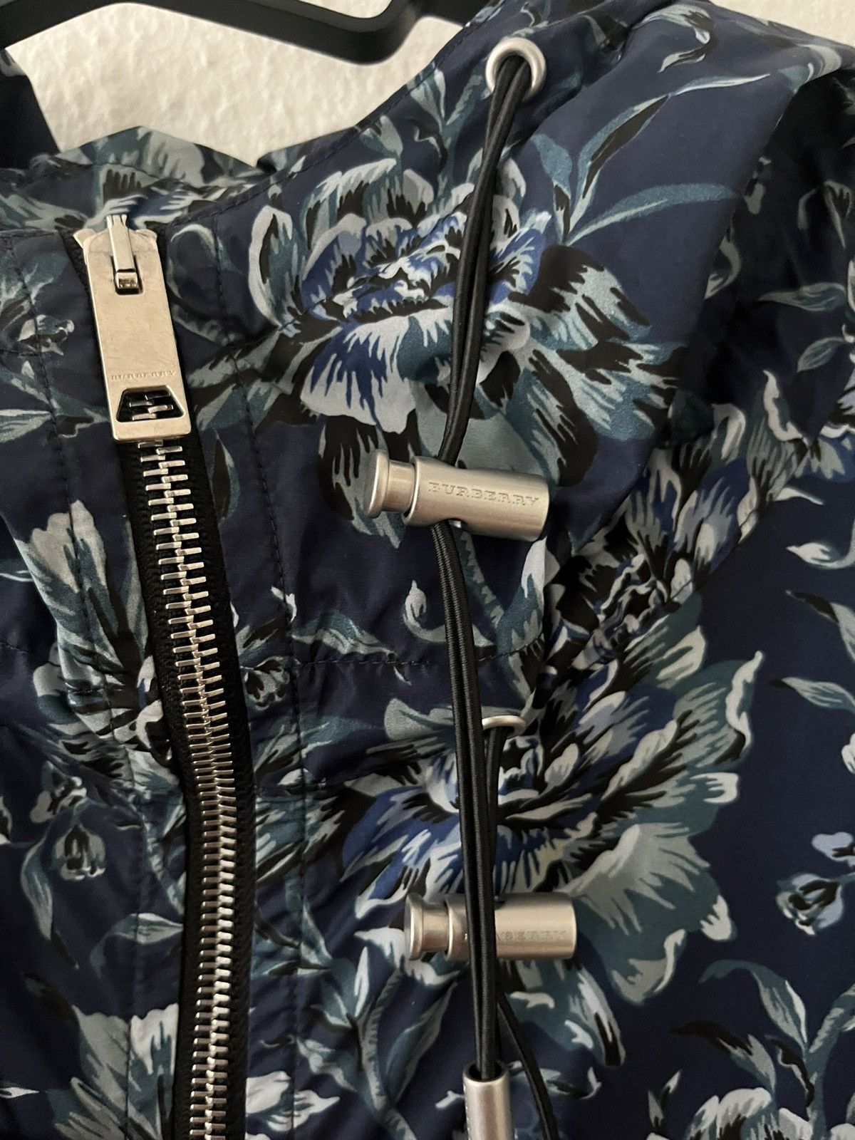Burberry × Burberry Prorsum Burberry Flower rain jacket Size US L / EU 52-54 / 3 - 4 Thumbnail