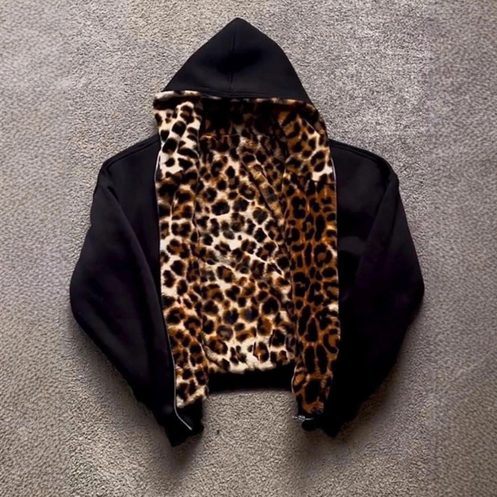 Japanese Brand Black Zip-Up Hoodie with Leopard Print Faux Fur Lining Size US M / EU 48-50 / 2 - 1 Thumbnail