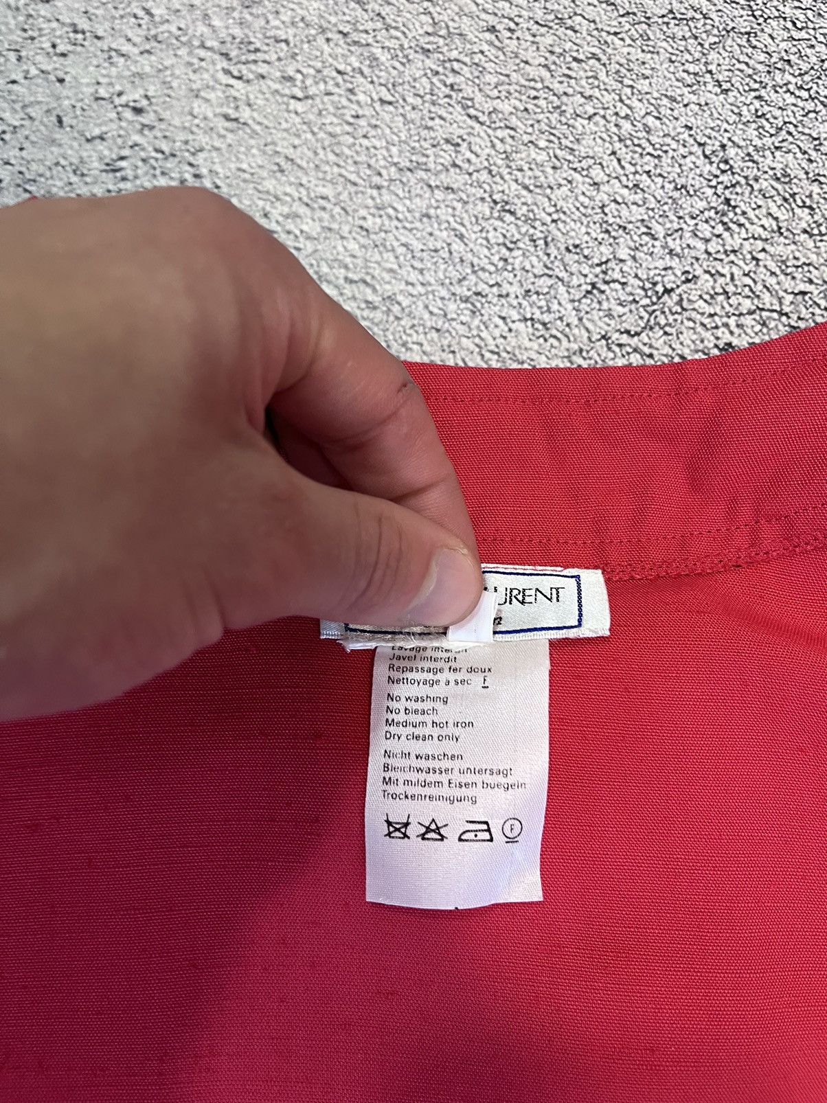 Yves Saint Laurent YSL Variation Red Silk Linen Blouse Gold Buttons Vintage F38 Size S / US 4 / IT 40 - 10 Thumbnail