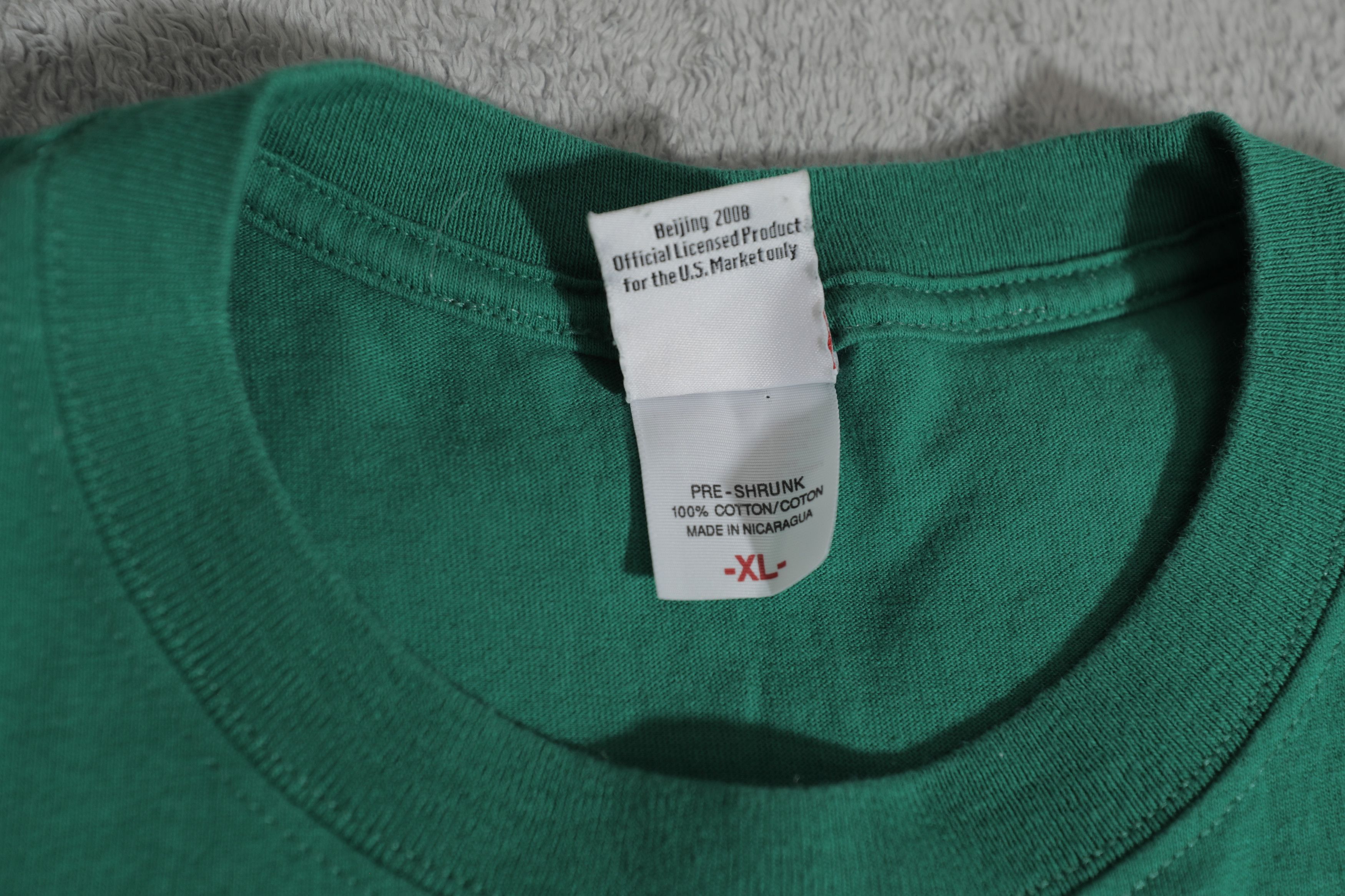 Vintage Beijing 2008 Olympics Happiness Tee (XL) Size US XL / EU 56 / 4 - 8 Thumbnail