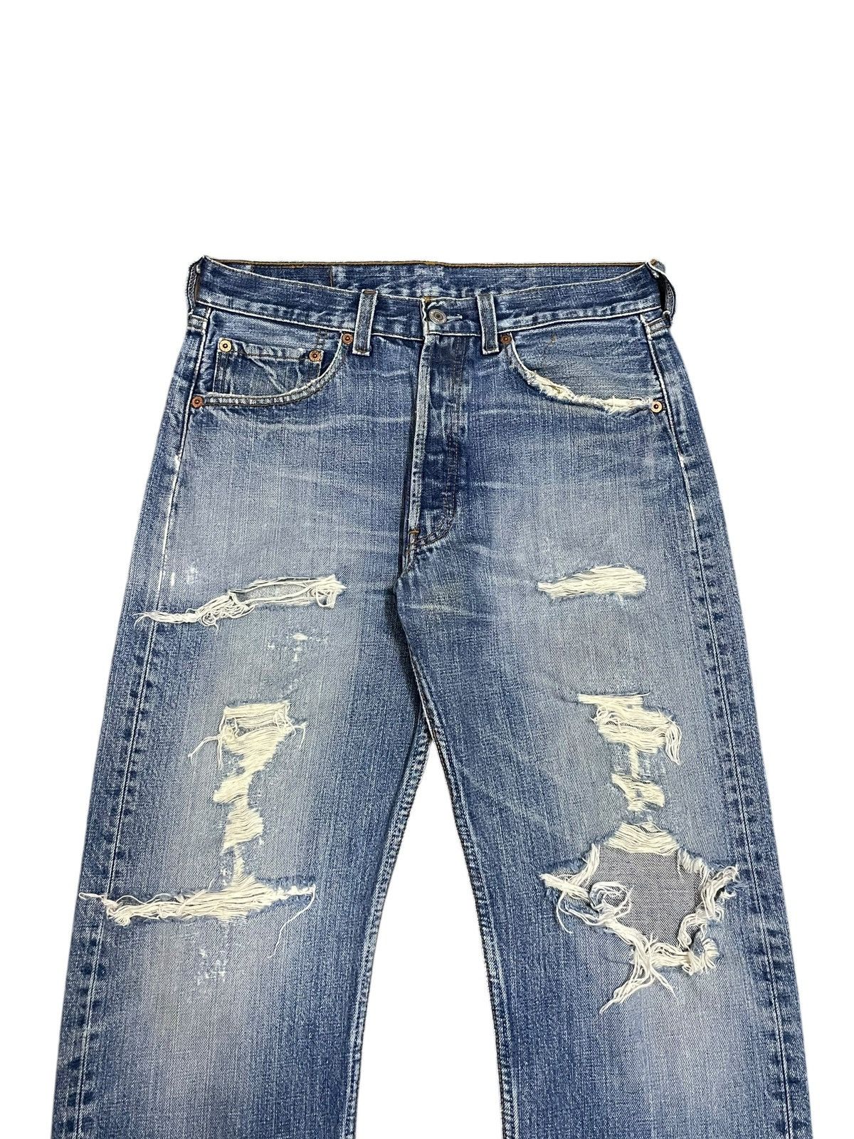 Levi's Vintage Levi’s 501 Button Fly Distressed BlueWash Jeans #C01 Size US 31 - 4 Thumbnail