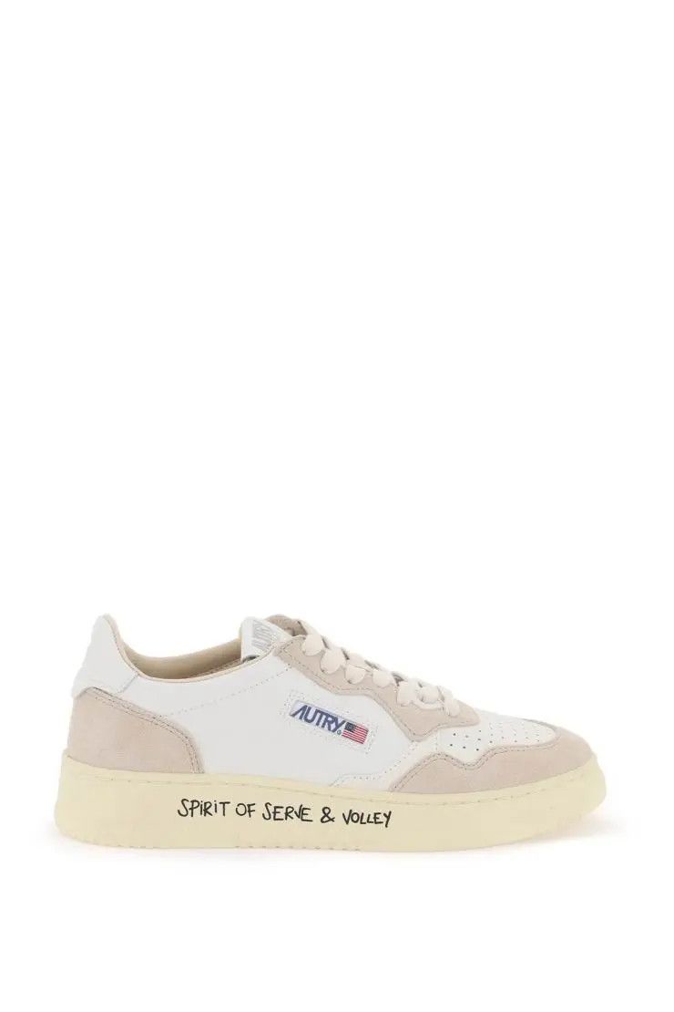 image of Autry O1S22I1N0324 Medalist Low Sneakers In White/beige, Women's (Size 11)