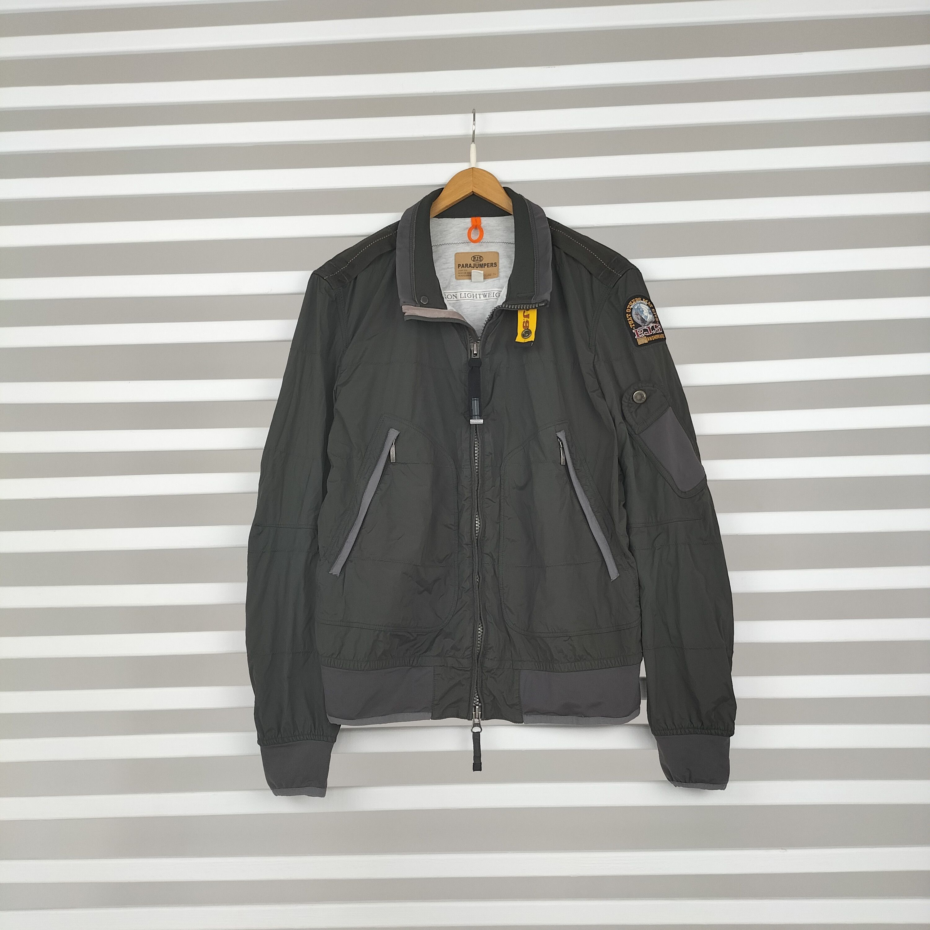 image of Parajumpers Midseason Lightweight Series Light Bomber Jacket in Olive, Men's (Size Medium)