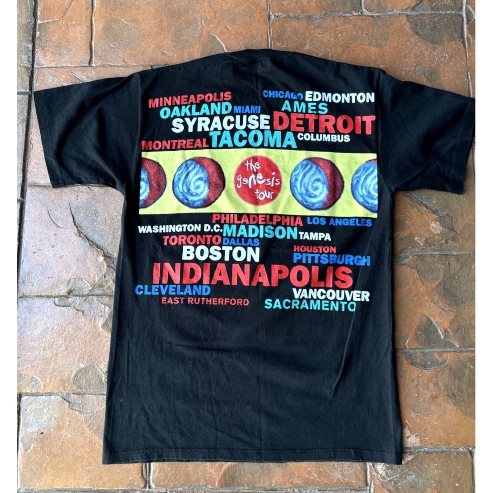 Jerzees VINTAGE The Genesis Tour 1992 T-Shirt L Black Cotton Jerzees Graphic Print Crew Neck Short Sleeve Mens 90s Music Band Size US L / EU 52-54 / 3 - 3 Thumbnail