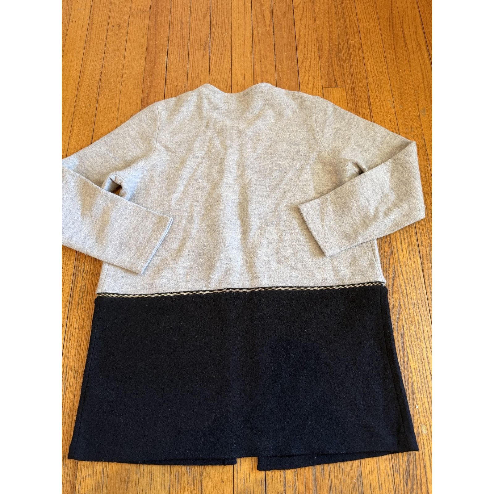 Karl Lagerfeld Karl Lagerfeld Paris Coatigan Large Gray Wool Knit Zip Trim Size L / US 10 / IT 46 - 7 Thumbnail