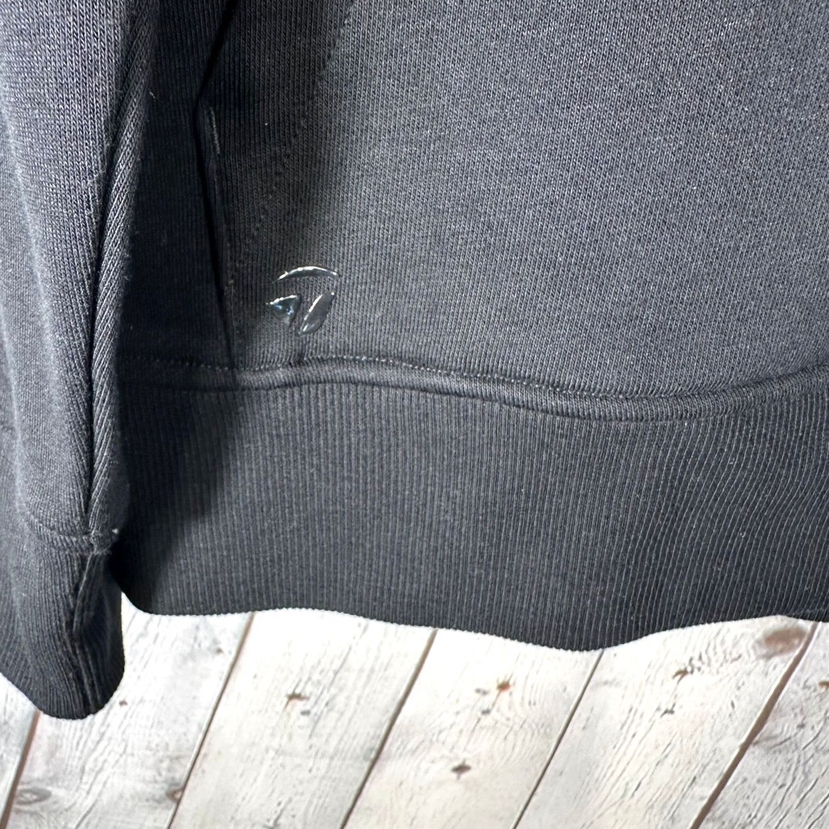 TaylorMade TaylorMade Mens Golf Hoodie Black Sleeve Logo Pullover Sweatshirt Medium Size US M / EU 48-50 / 2 - 3 Thumbnail