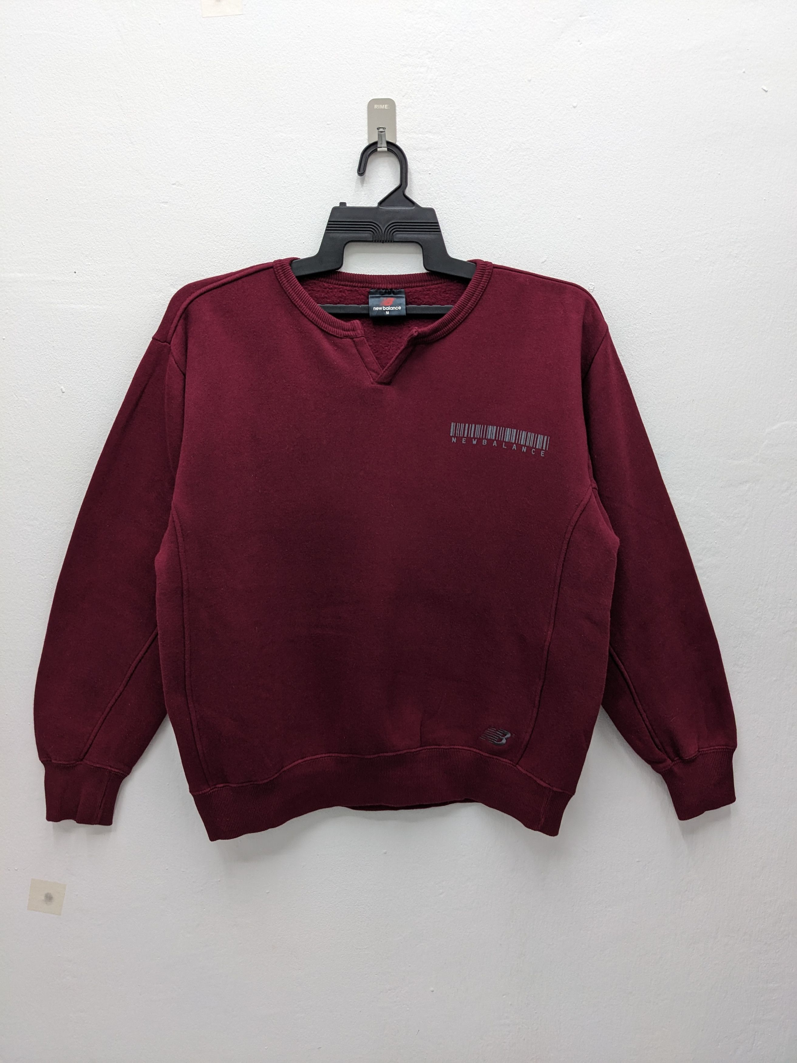New Balance NEW BALANCE BARCODE DESIGN SWEATSHIRT Size US M / EU 48-50 / 2 - 2 Thumbnail