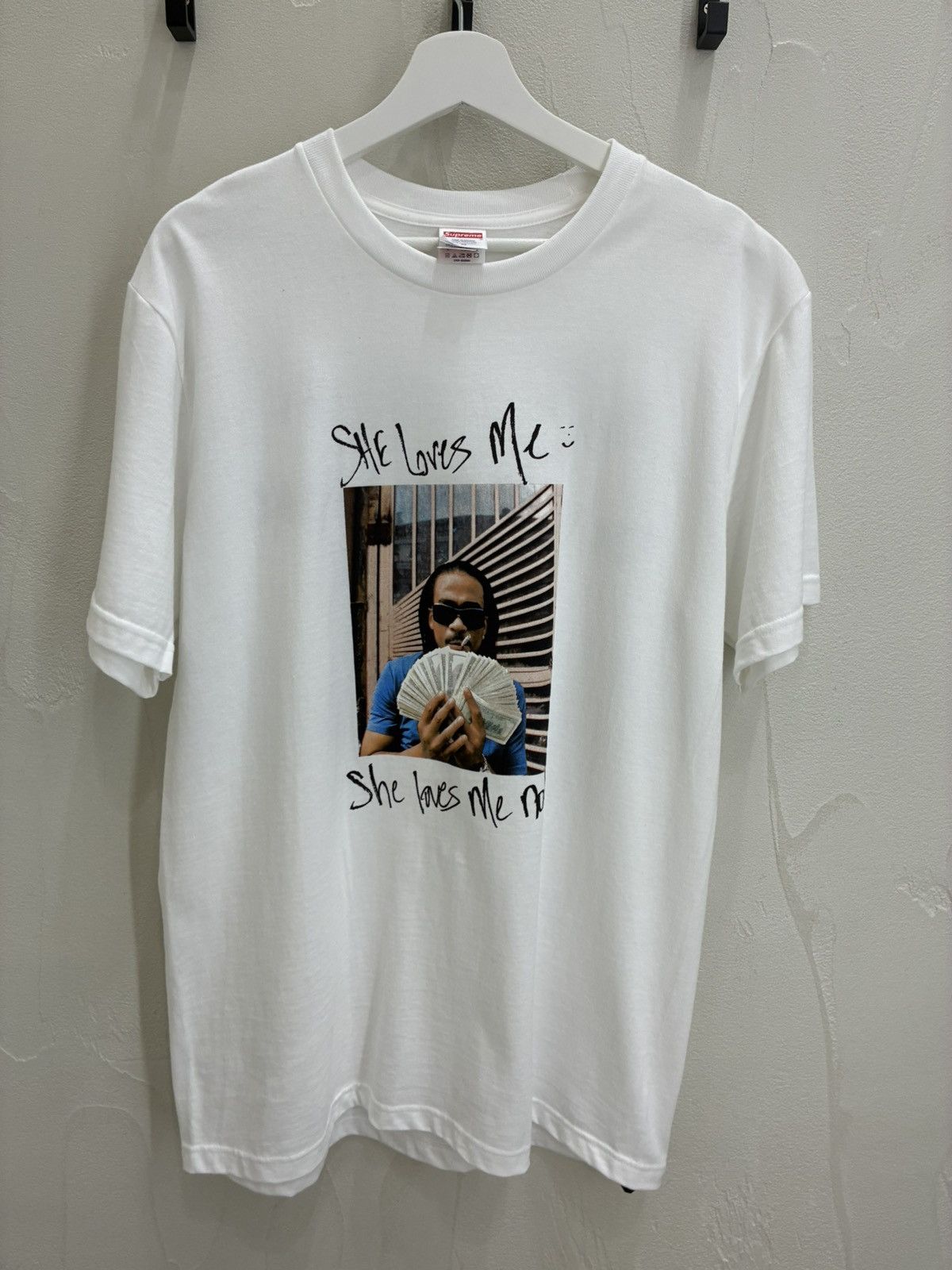 Supreme SHE LOVES ME Tシャツ / サイズ : M Supreme(シュプリーム) SHE LOVES MEプリントTシャツ ブラック
