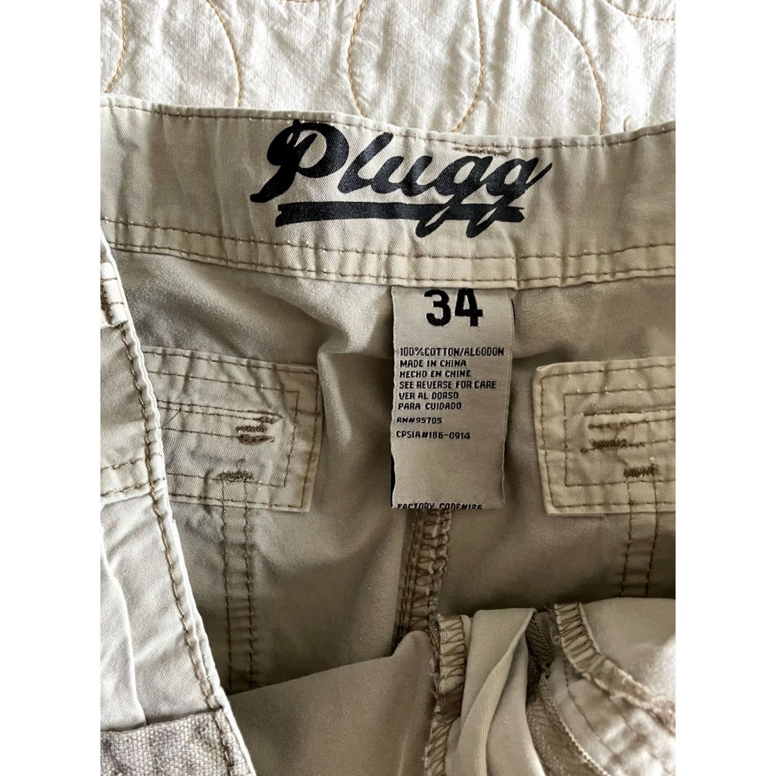 Vintage Plugg Cargo Shorts Men 36 Regular Flat Front Pockets Beige Inseam 10" Mid Rise Summer Casual Knit Cotton Zipper Closure Size US 36 / EU 52 - 5 Thumbnail