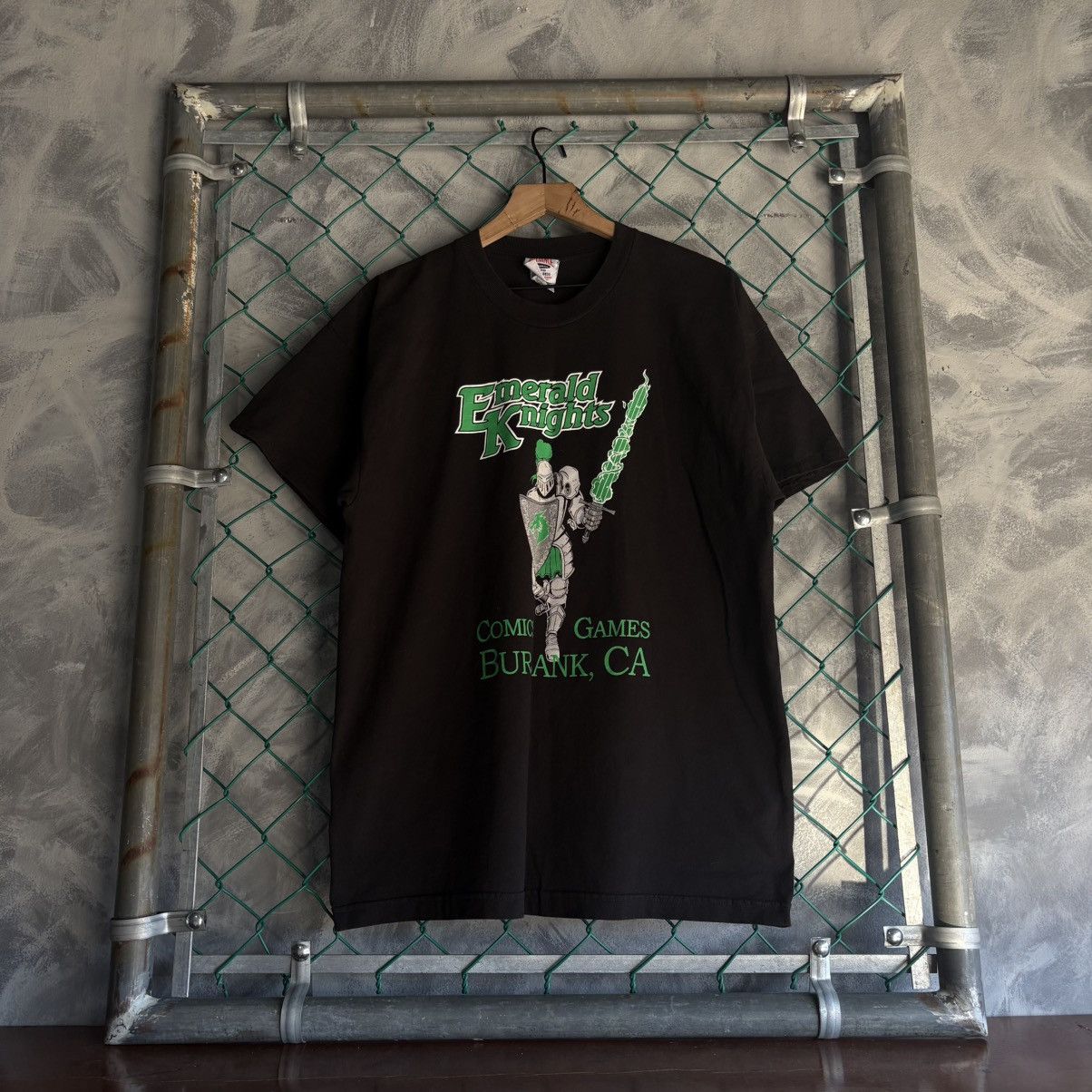 Other Vintage Comic TShirt Men XL Black Emerald Knigths California Size US XL / EU 56 / 4 - 1 Thumbnail