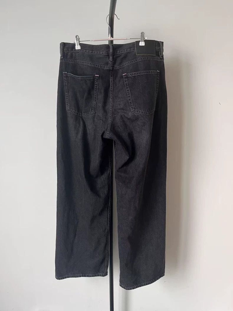 Acne Studios Acne Studios Micro La Heavy Industry loose jeans Size US 32 / EU 48 - 2 Thumbnail