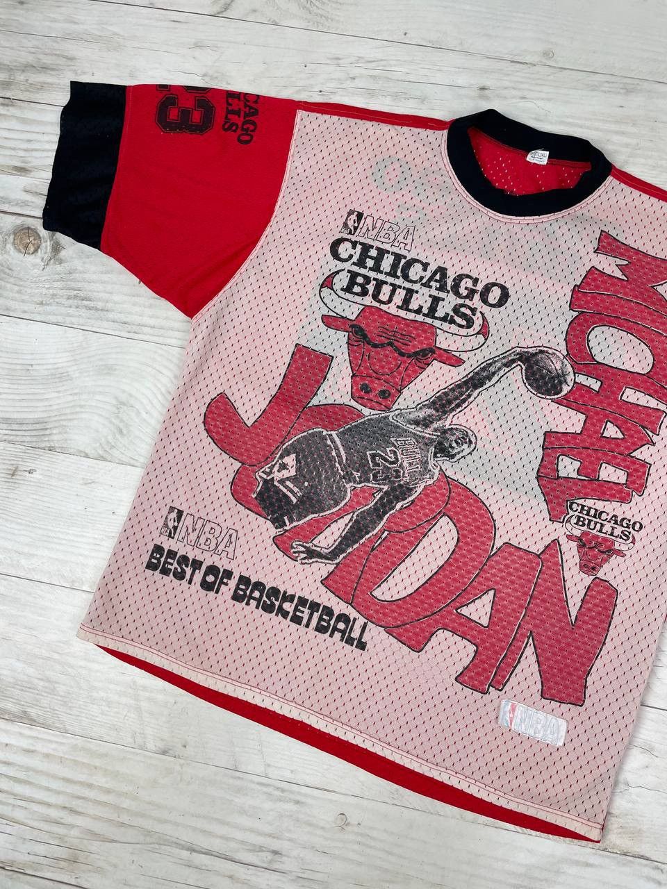 NBA Vintage Michael Jordan Chicago Bulls 90s T-Shirt Jersey AOP Size US XL / EU 56 / 4 - 4 Thumbnail