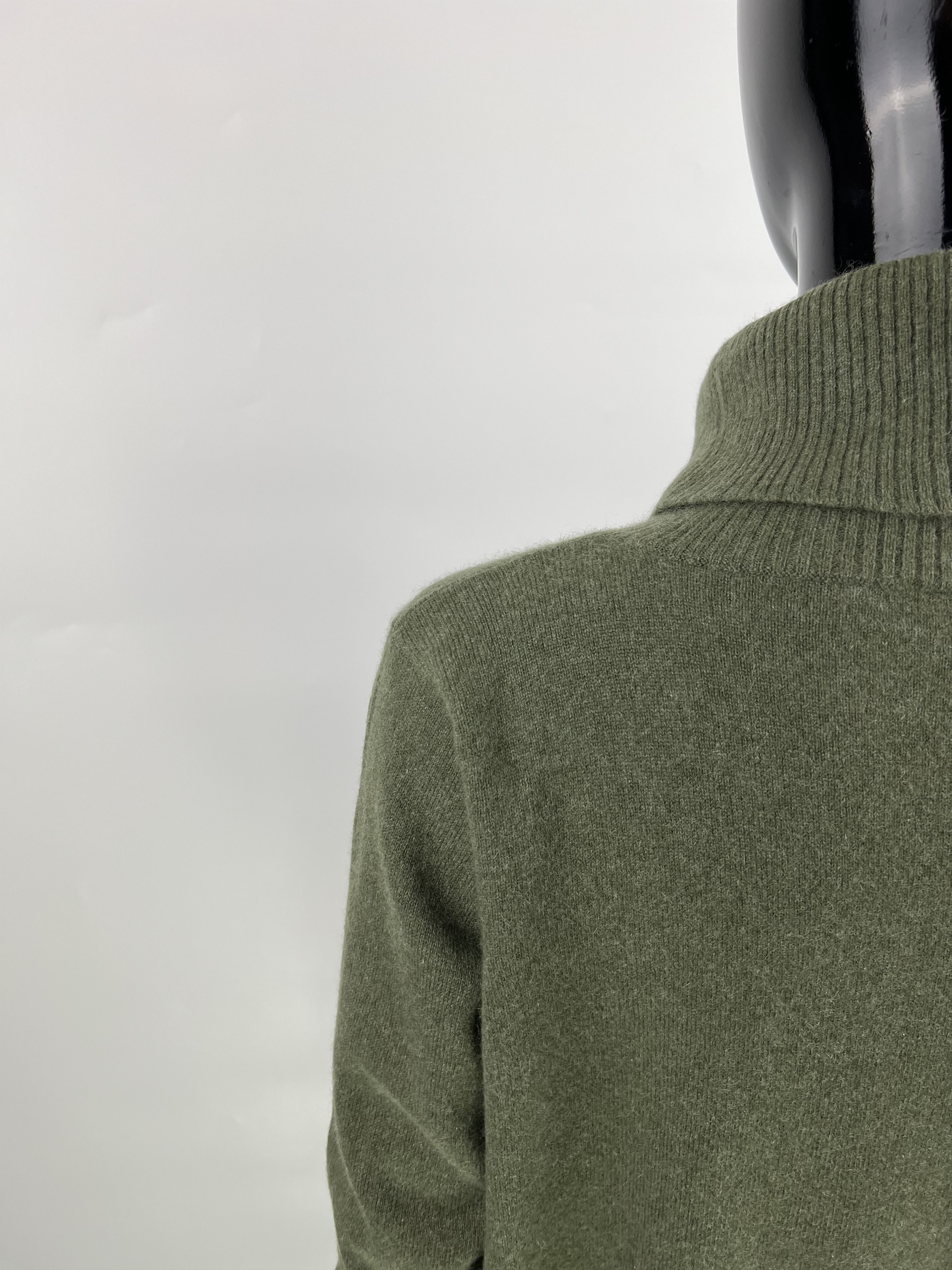 Designer Denner London 100% Cashmere Turtleneck Sweater Size M/L Size M / US 6-8 / IT 42-44 - 8 Thumbnail