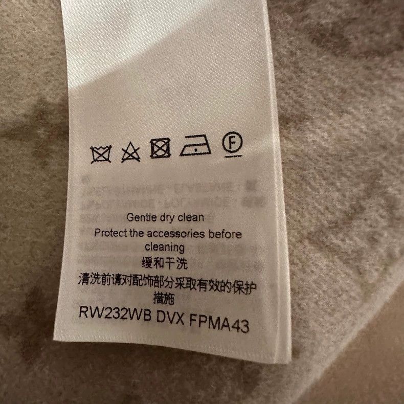 Louis Vuitton Louis Vuitton Khaki cocoon coat Size XS / US 0-2 / IT 36-38 - 4 Thumbnail