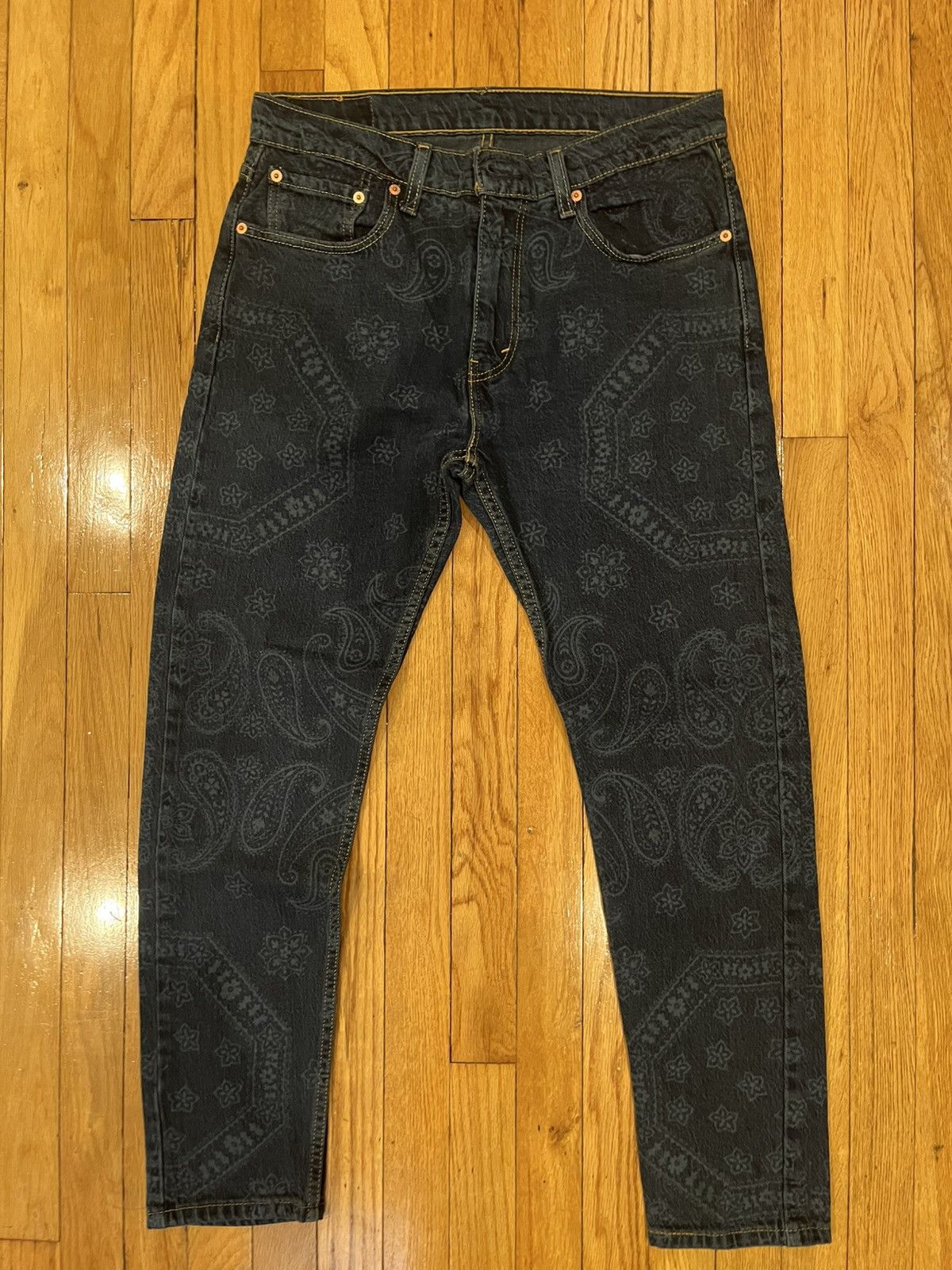 Levi's Levi’s 512 Blue Paisley Print Slim Taper Jeans Size US 33 - 1 Thumbnail