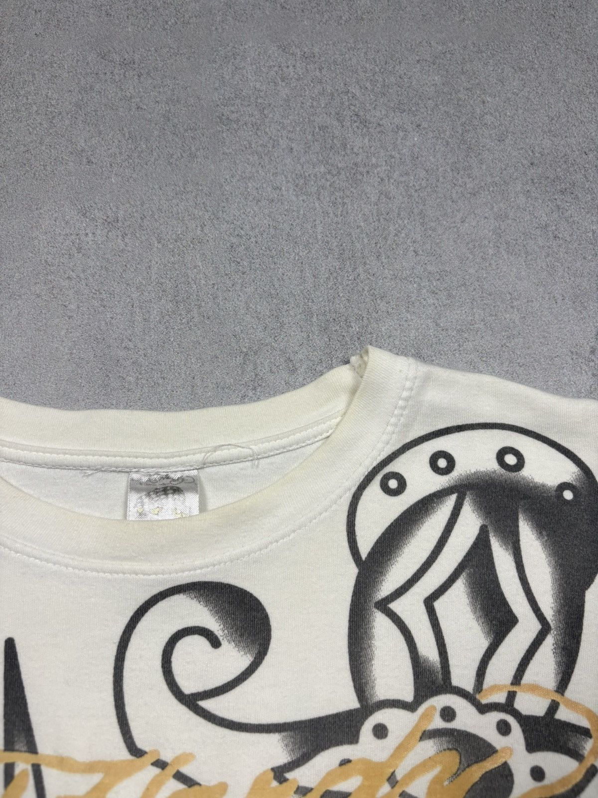 Ed Hardy Ed Hardy Early 2000s “Kills Me Slowly” Rhinestone T-Shirt XL Size US XL / EU 56 / 4 - 12 Thumbnail