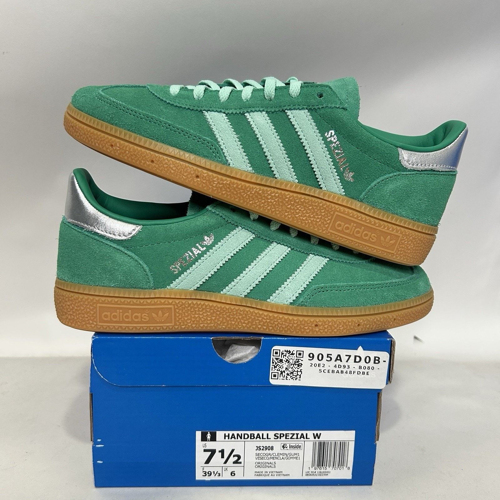 Adidas adidas Handball Spezial WMNS “Green Mint Gum” JS2908 | Grailed