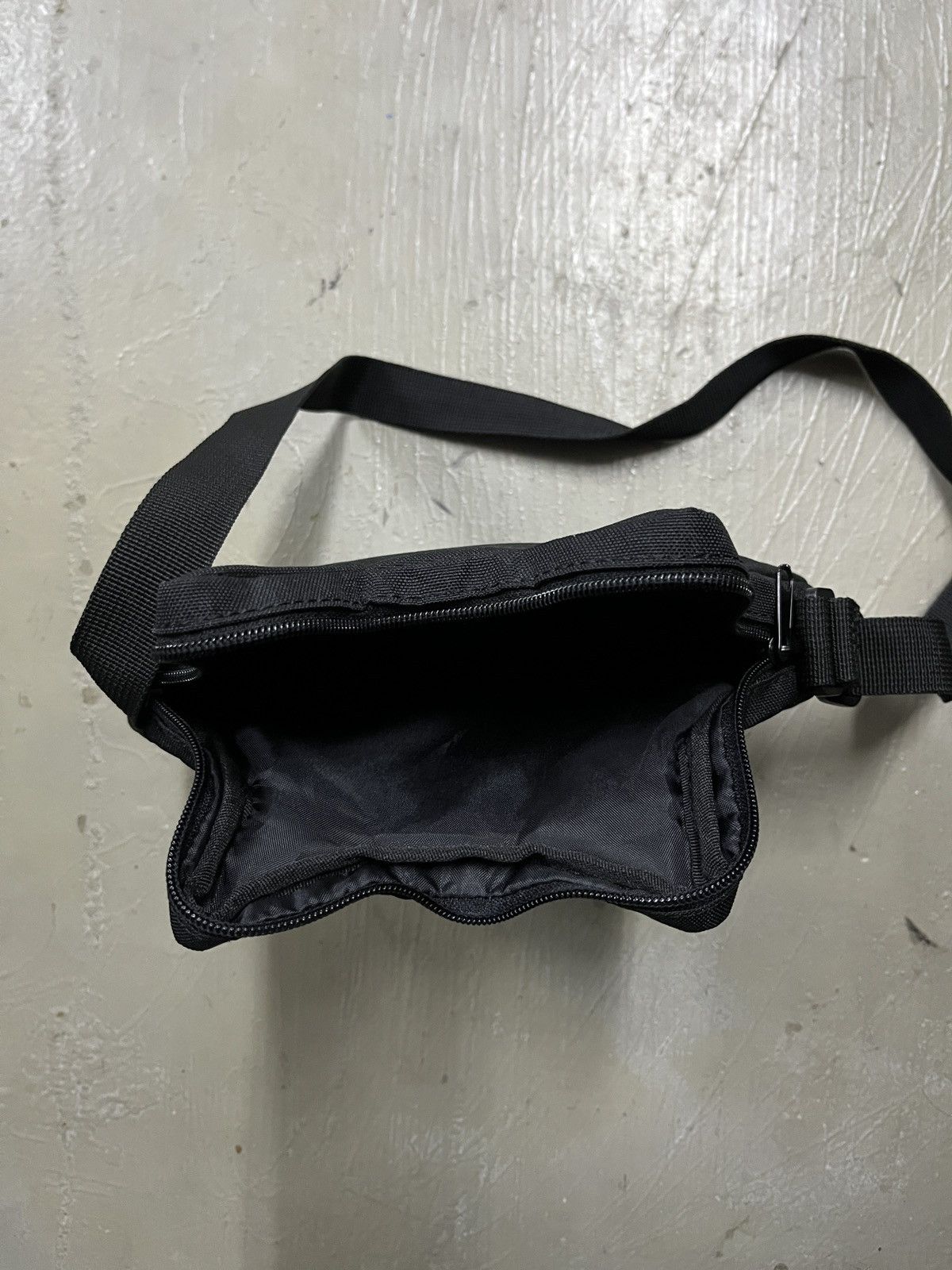 Ne-Net NE-NET NYA ICONIC CAT ISSEY MIYAKE MINI CROSSBODY BAG Size ONE SIZE - 13 Thumbnail