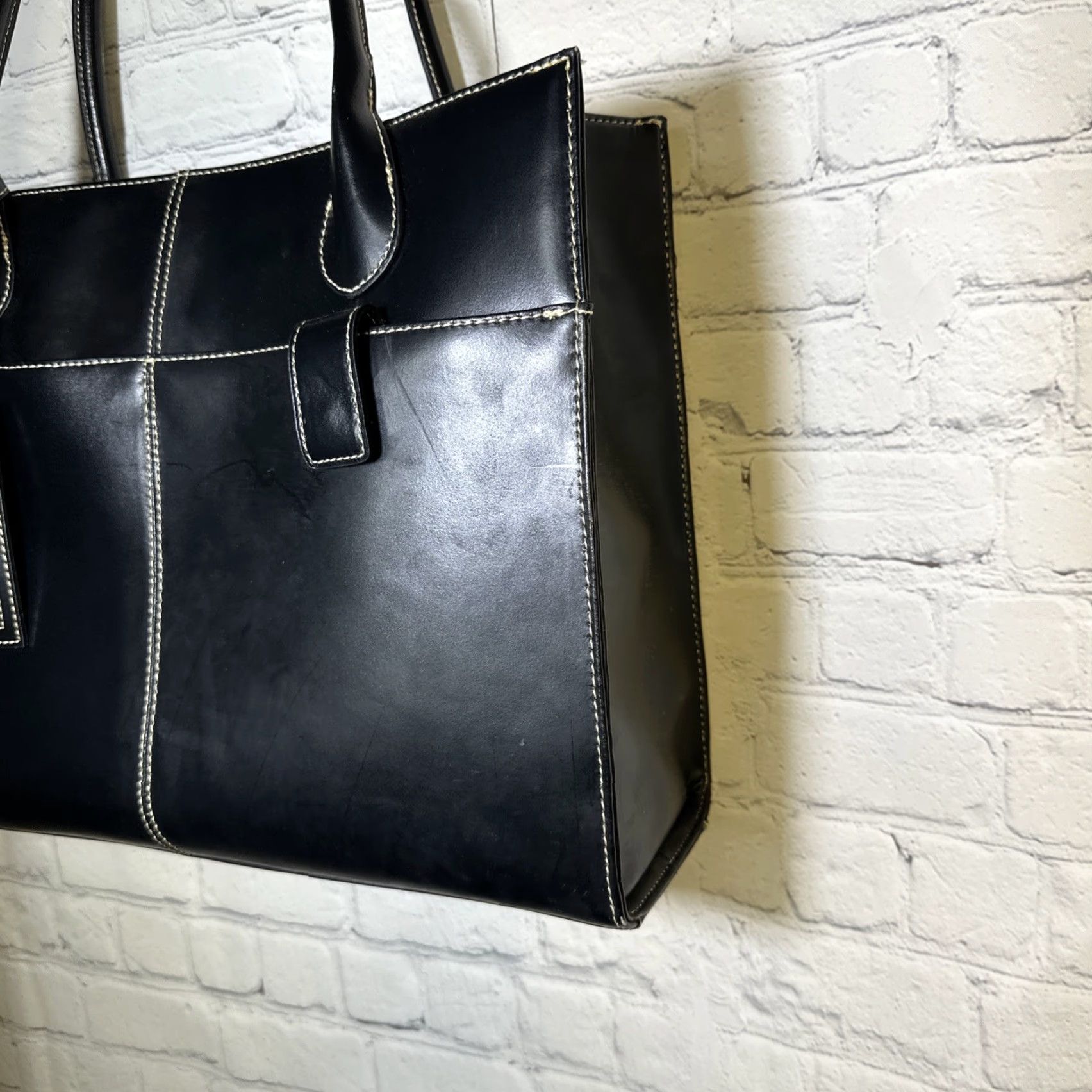 Wilson VINTAGE Wilson Leather Briefcase/Document Case Men Large Black Leather Snap Closure Adjustable Strap Inner Pockets Modern Classic Bag Size ONE SIZE - 4 Thumbnail